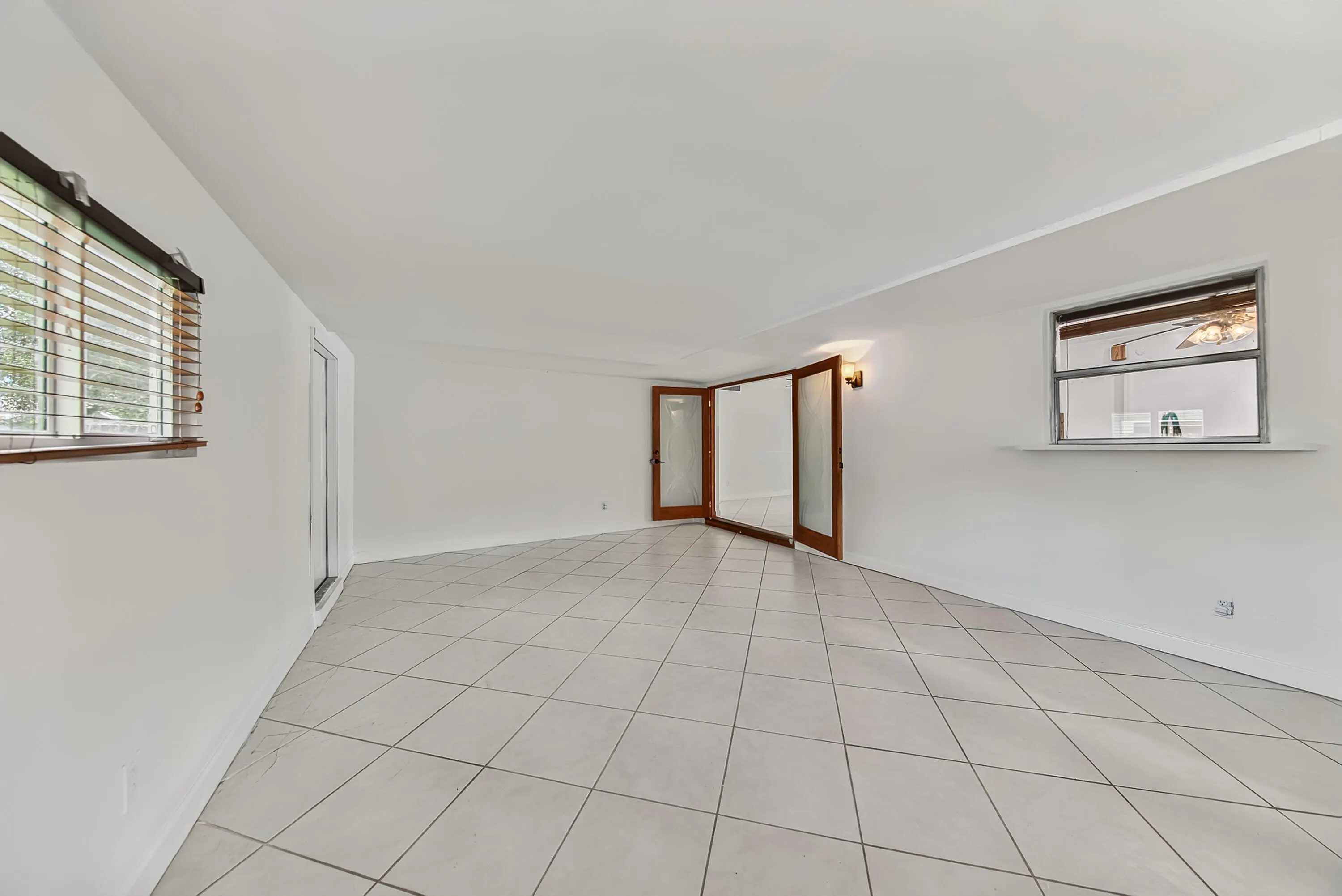3127 NW 68th Court