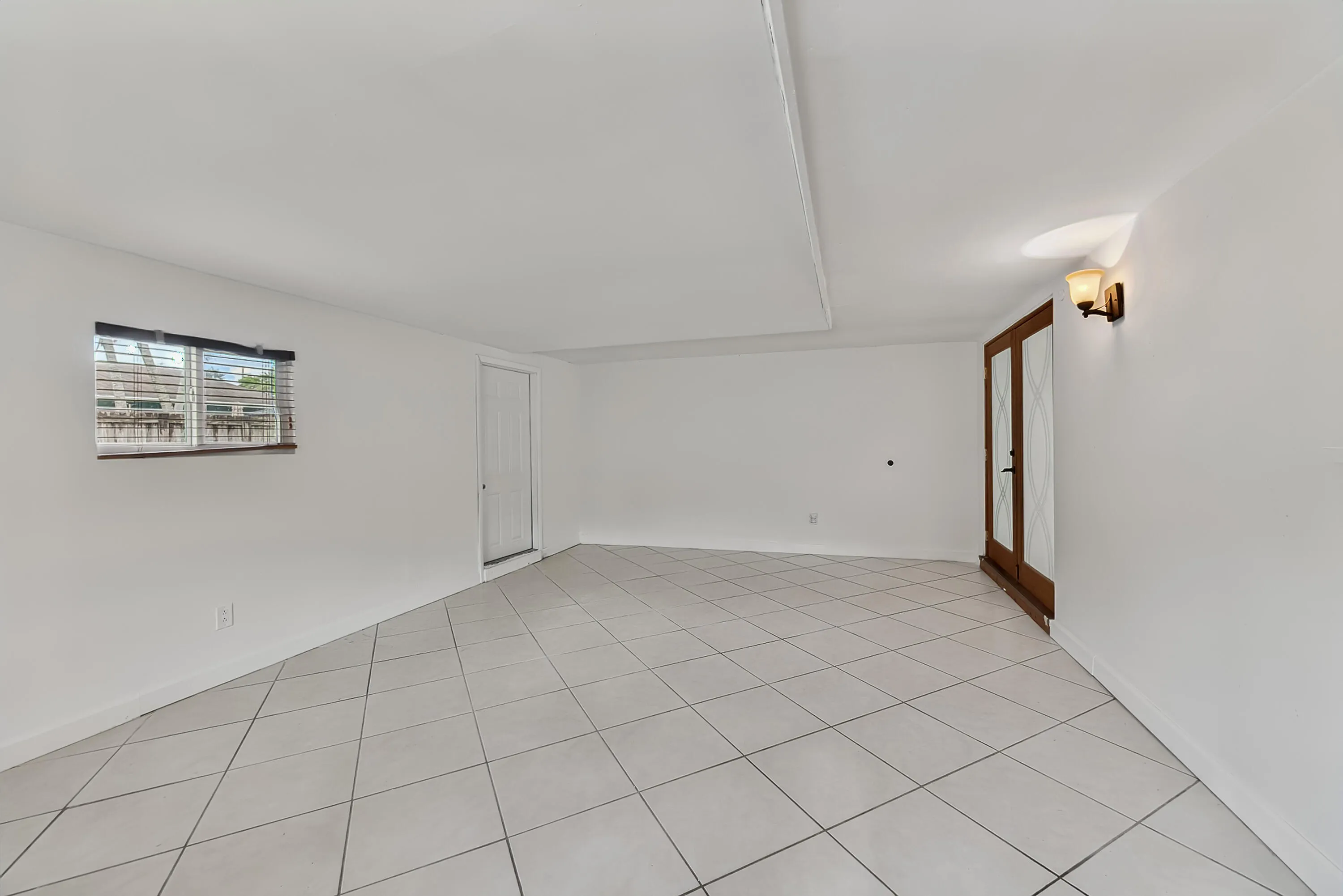 3127 NW 68th Court