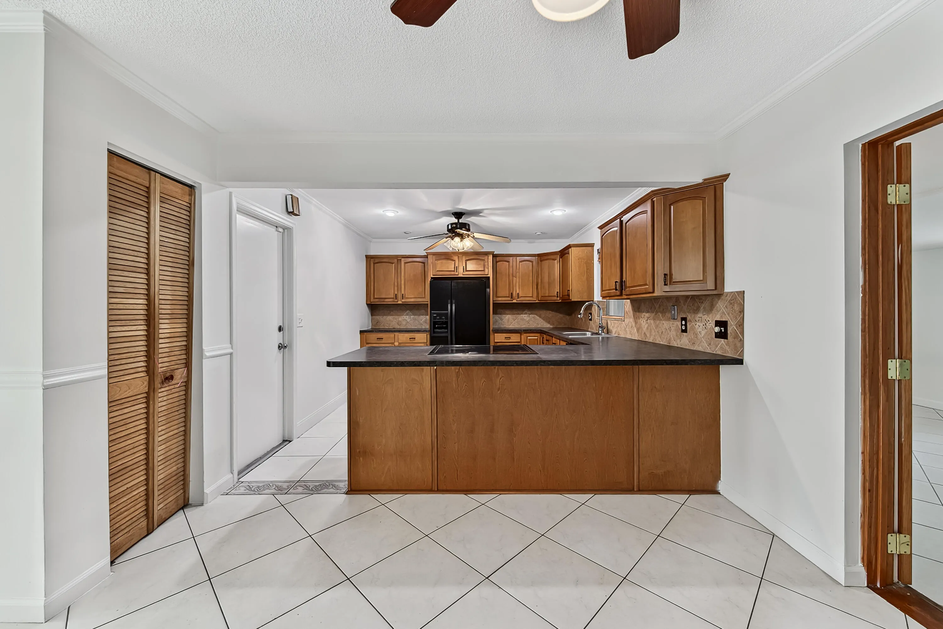 3127 NW 68th Court