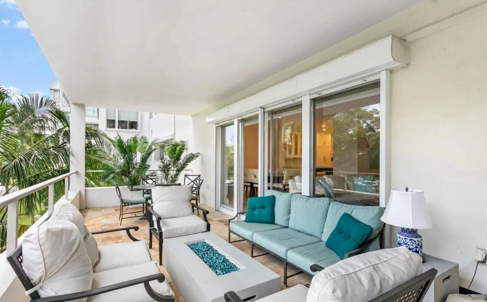 44 COCOANUT Row #222A