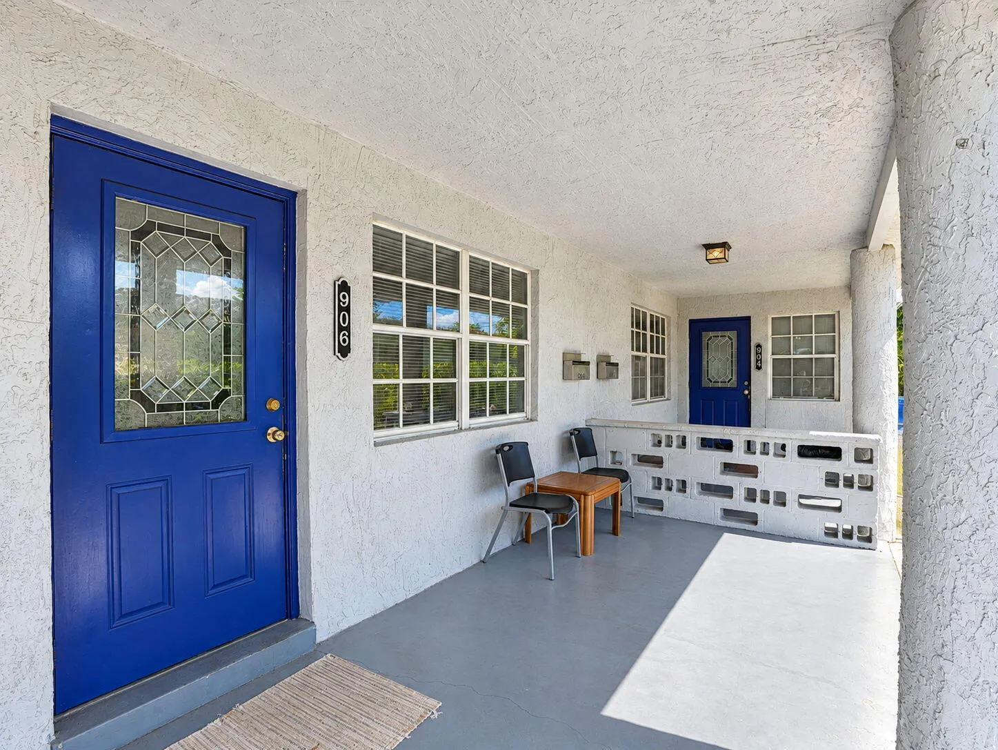 904 NE 10TH Avenue
