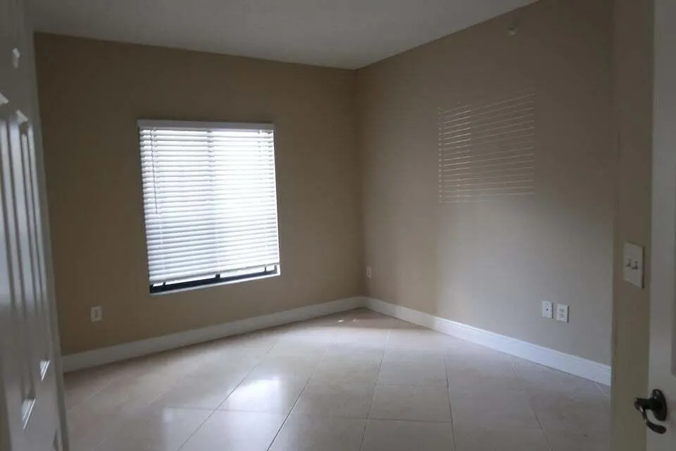 2725 ANZIO Court #106