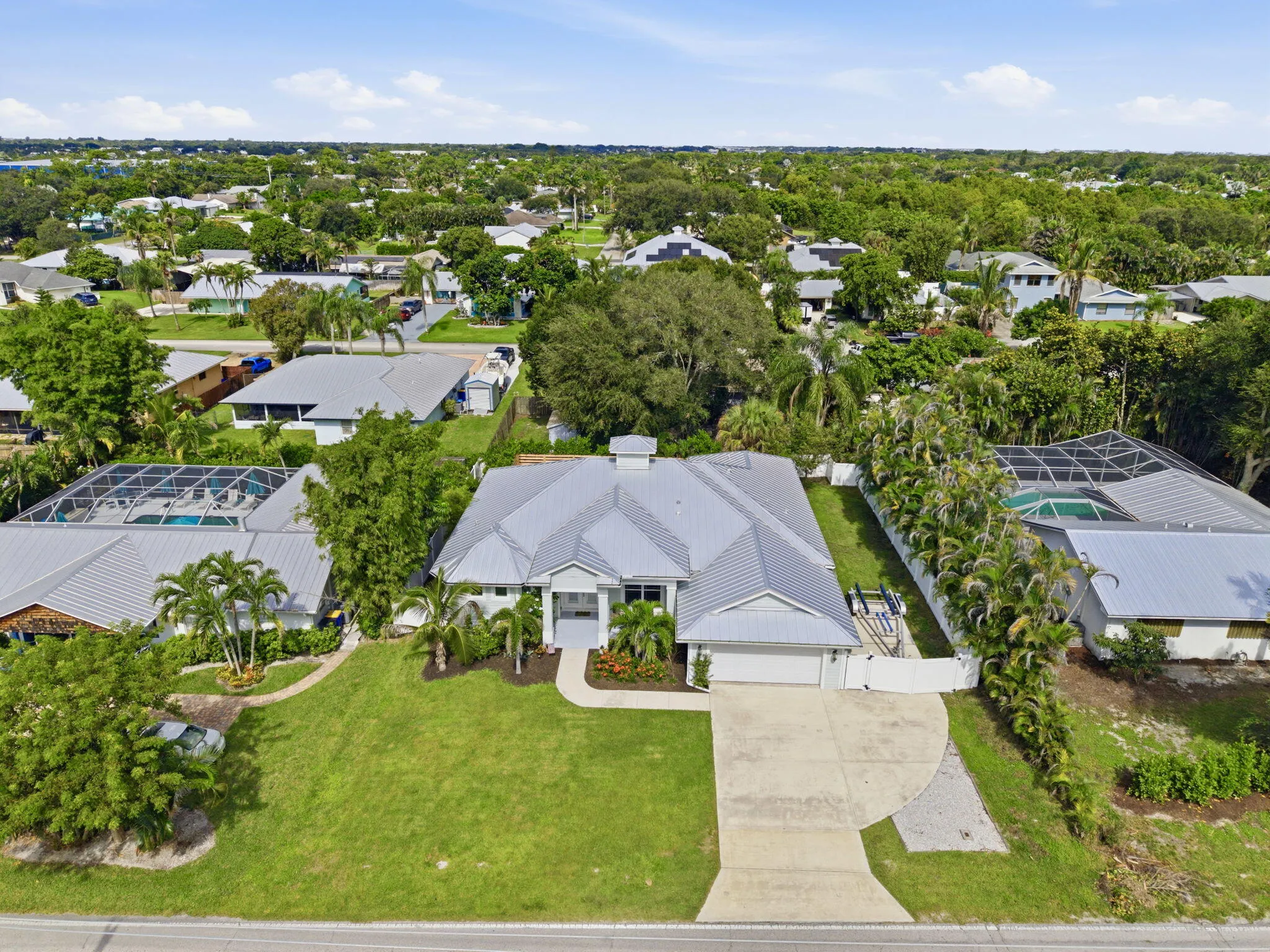 5139 SE HORSESHOE POINT Road