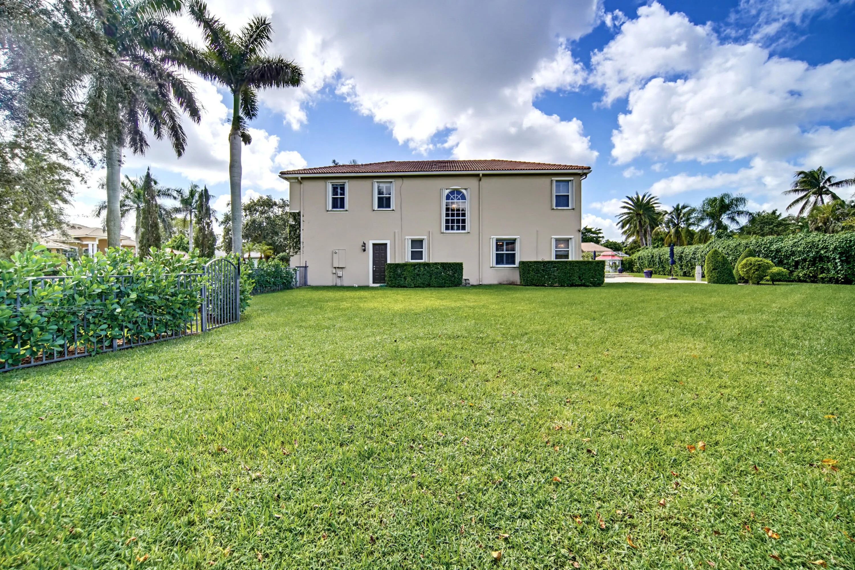 6777 NW 101st Terrace