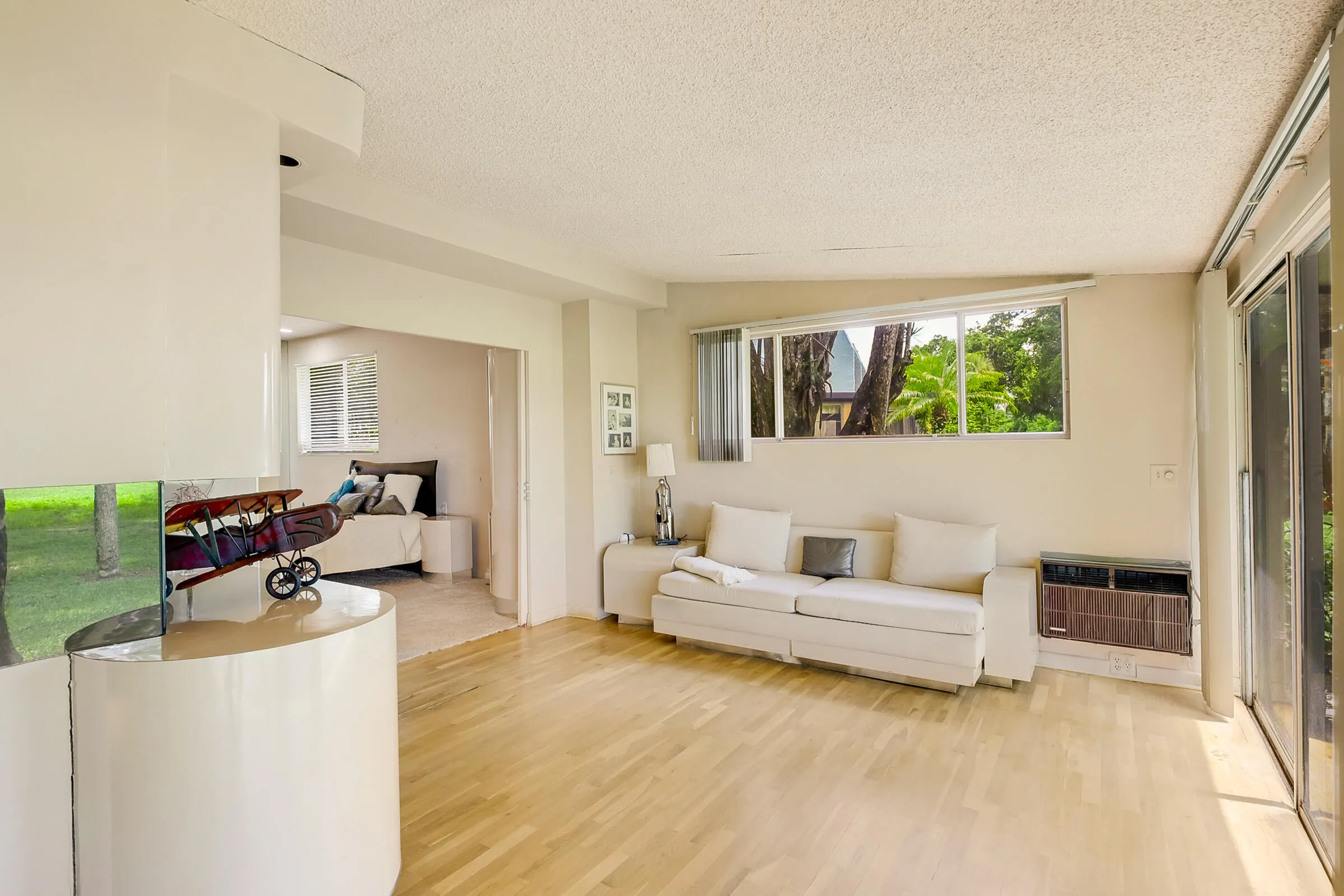 4803 ESEDRA Court
