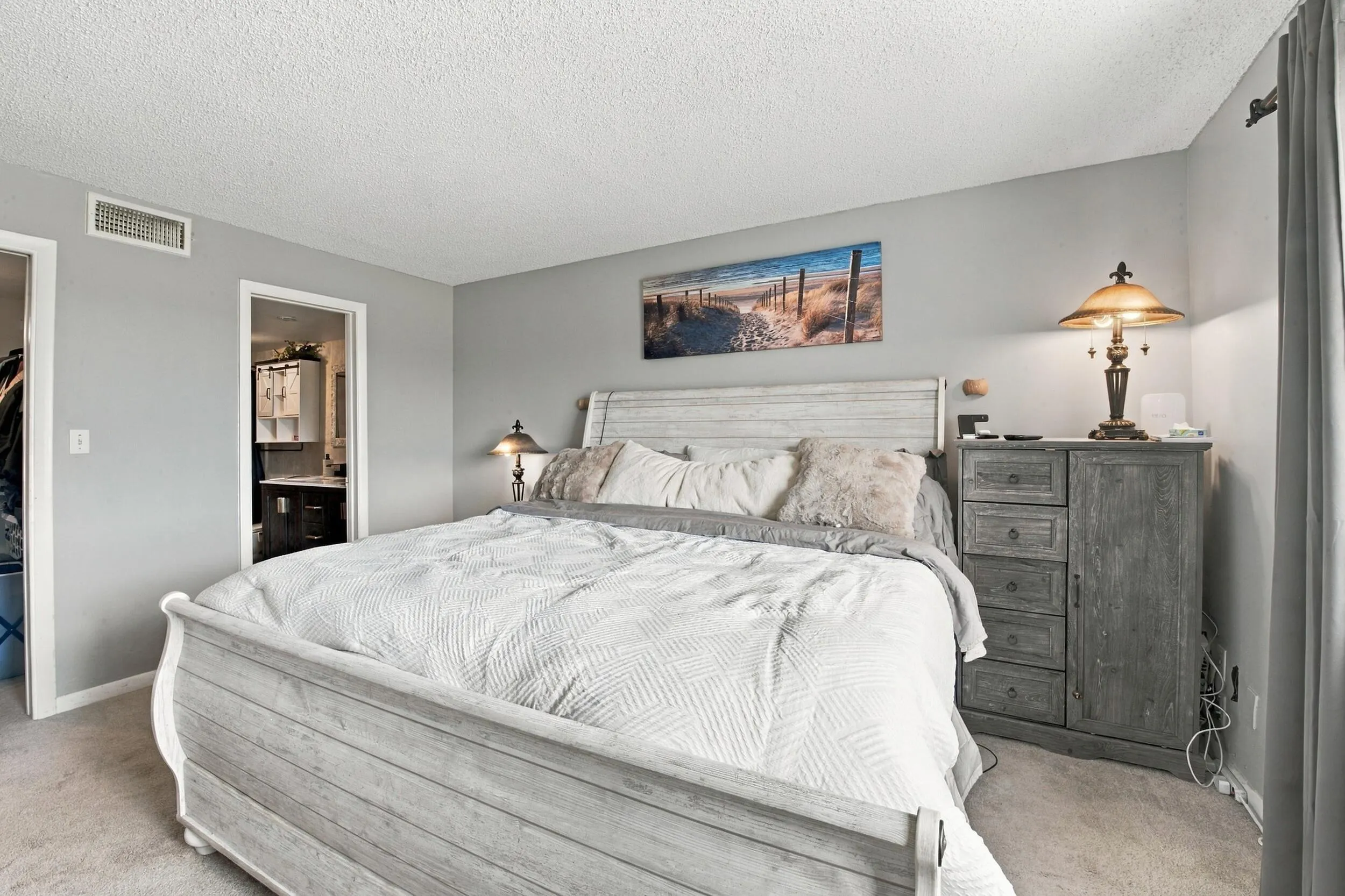 4545 LUXEMBURG Court #303