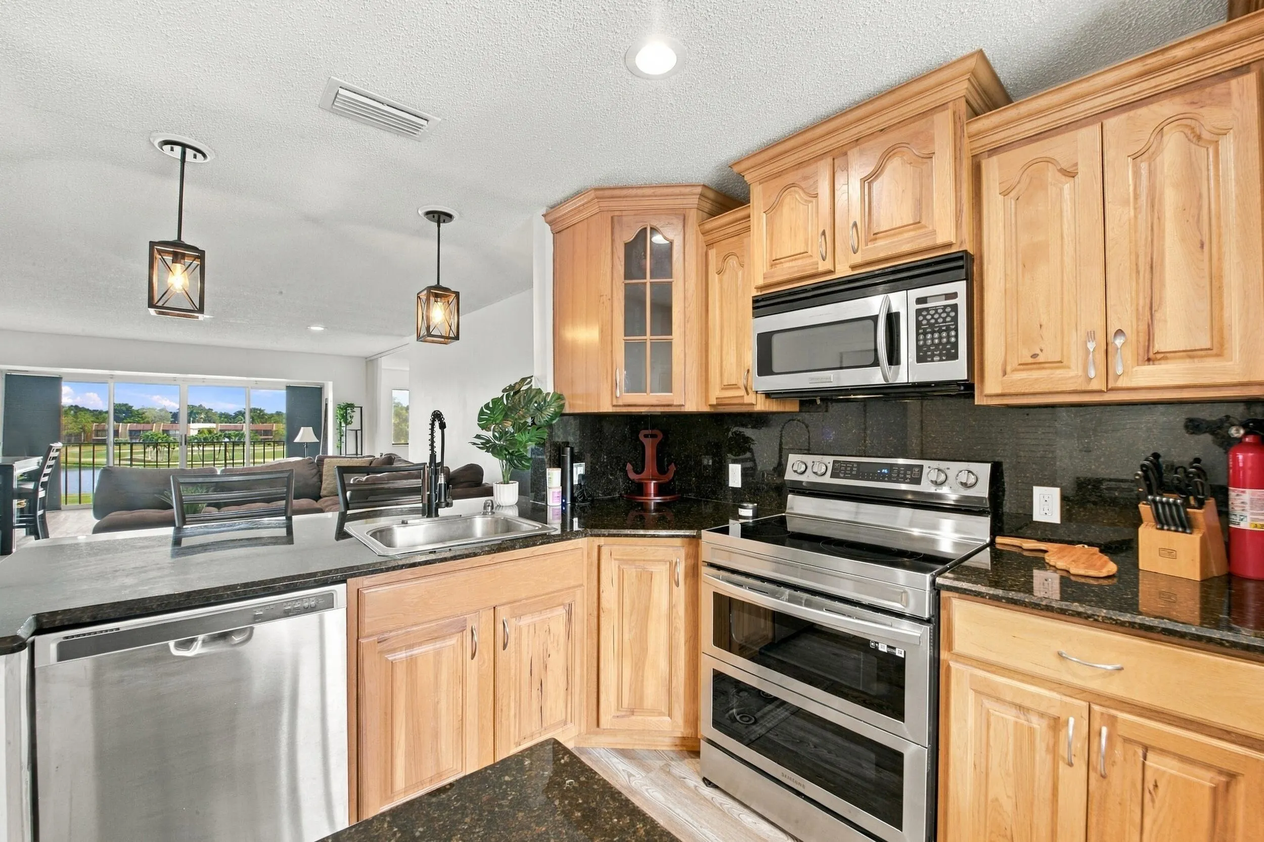 4545 LUXEMBURG Court #303