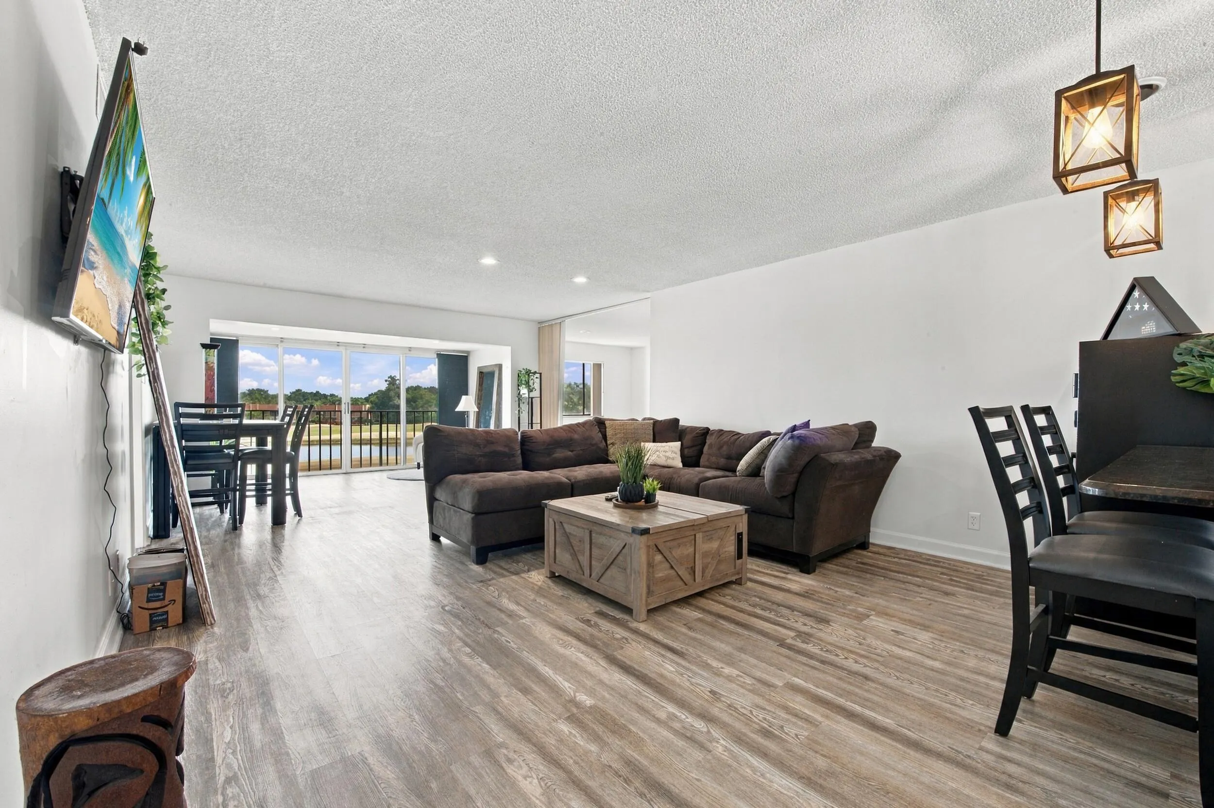4545 LUXEMBURG Court #303