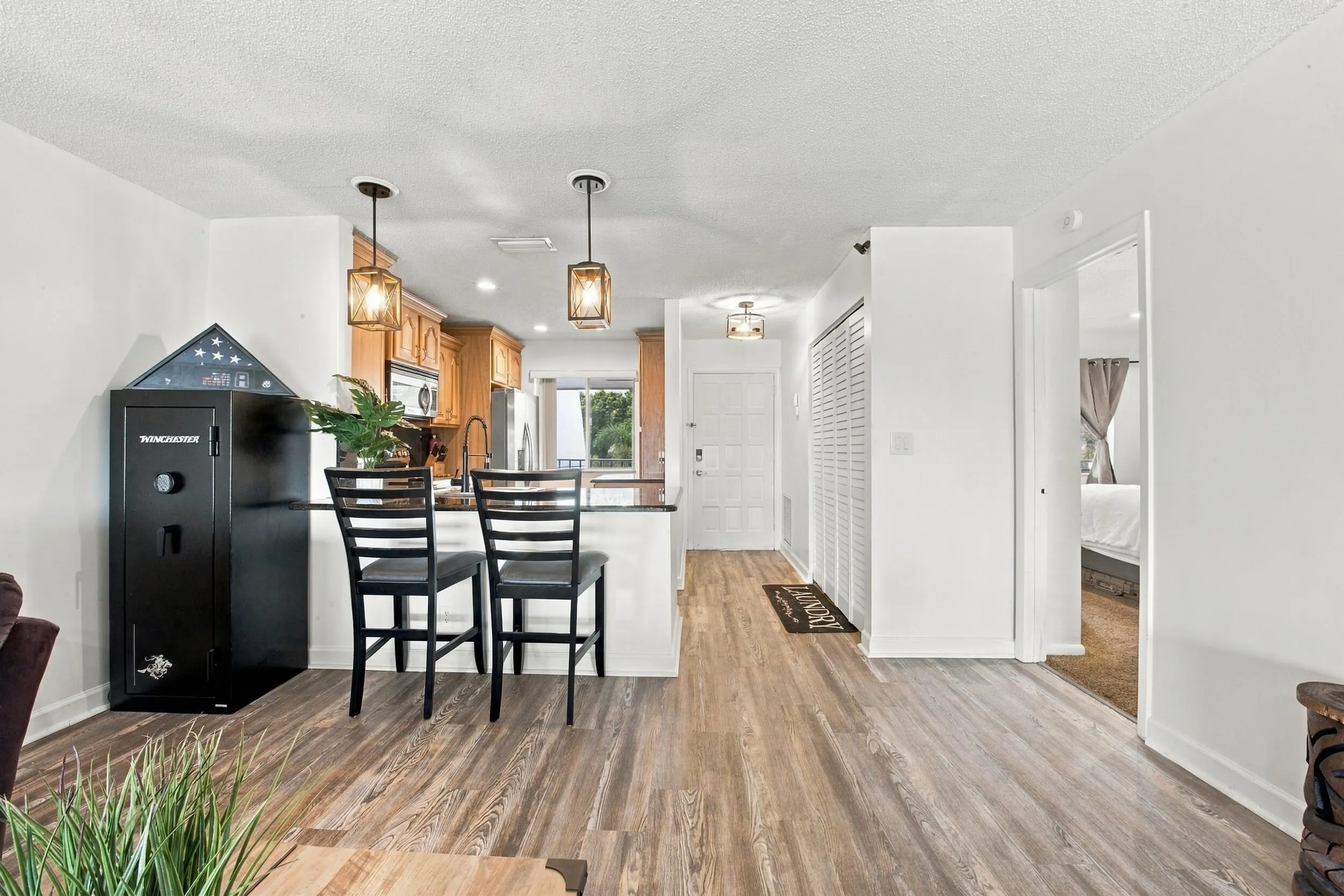 4545 LUXEMBURG Court #303