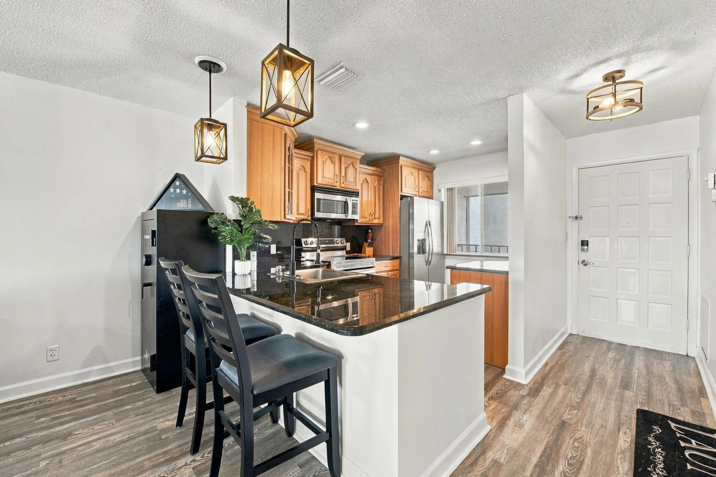 4545 LUXEMBURG Court #303