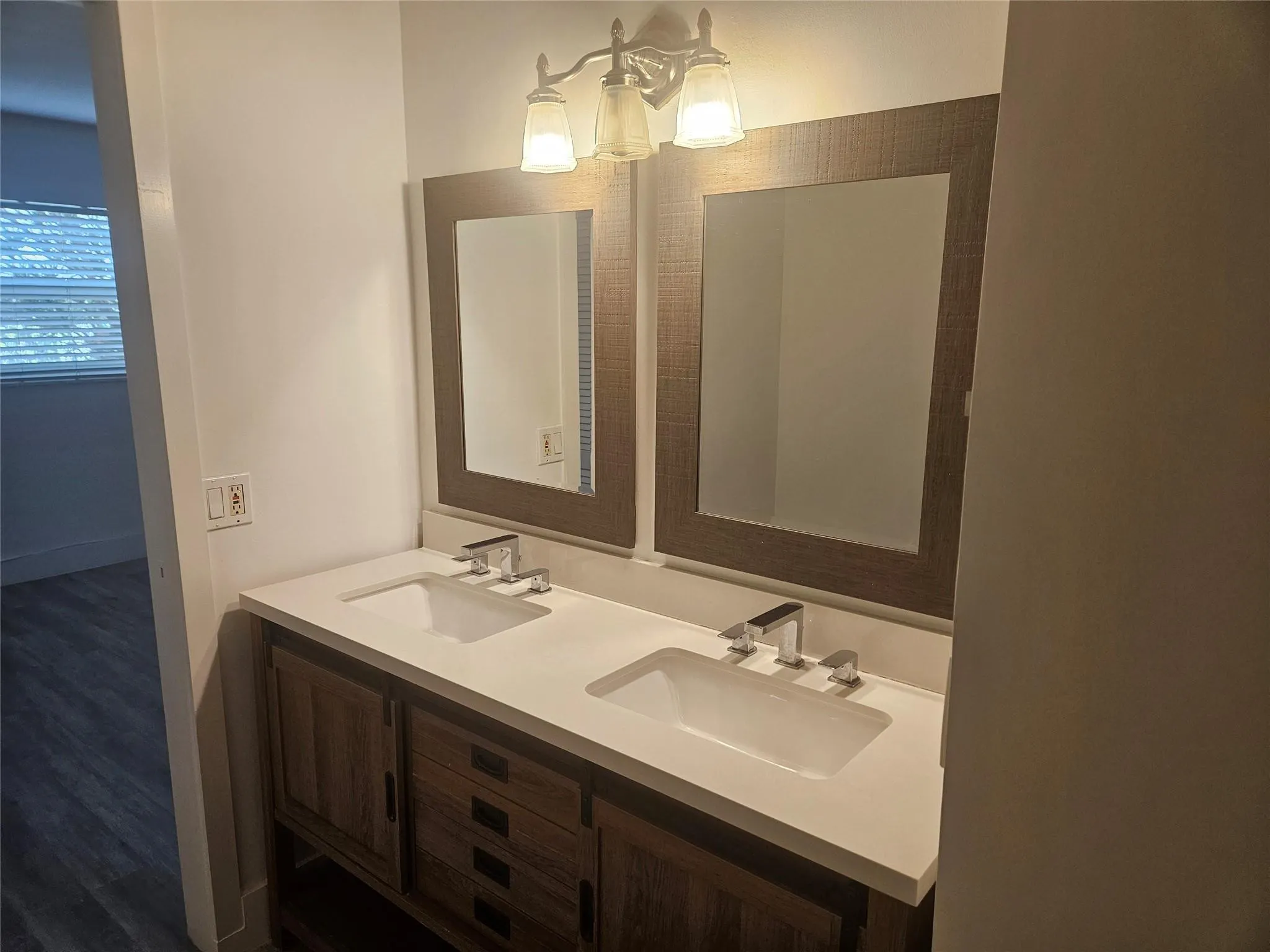 959 SE 2ND Avenue #107