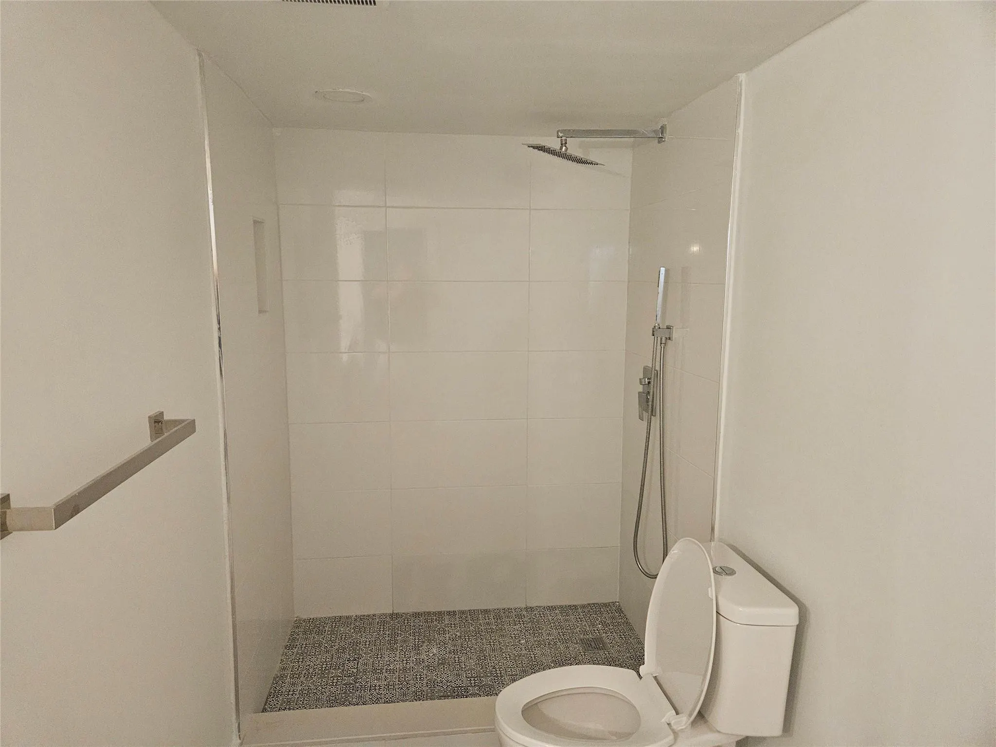 959 SE 2ND Avenue #107
