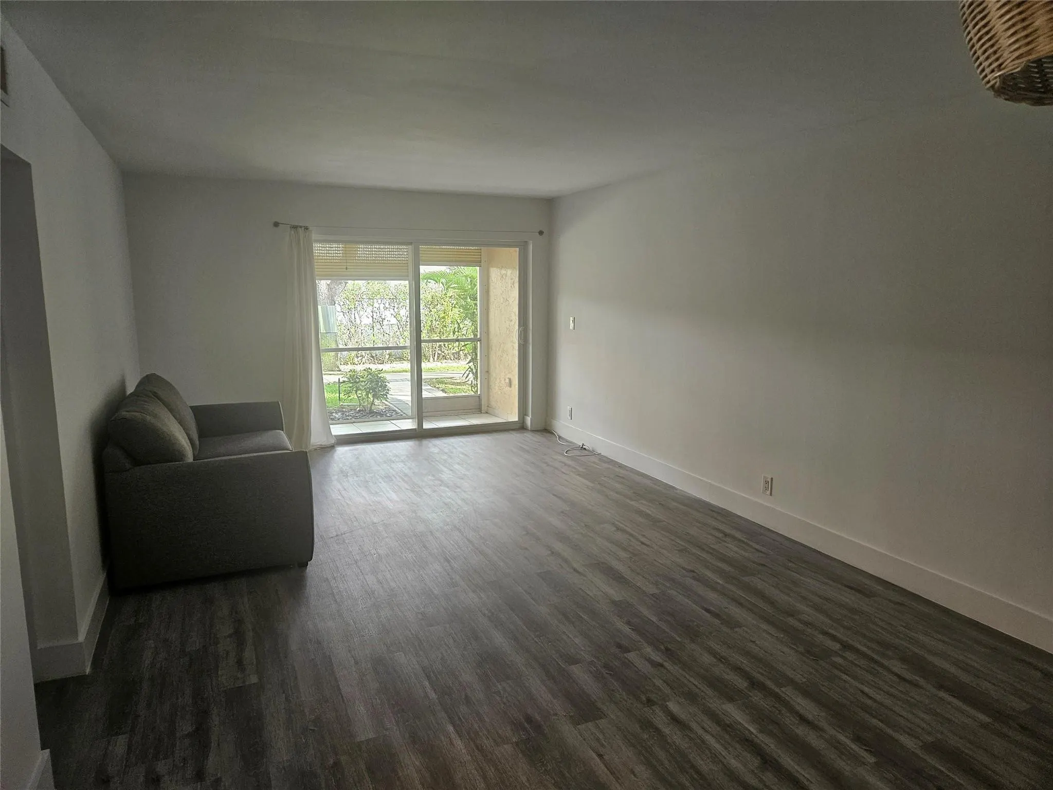 959 SE 2ND Avenue #107