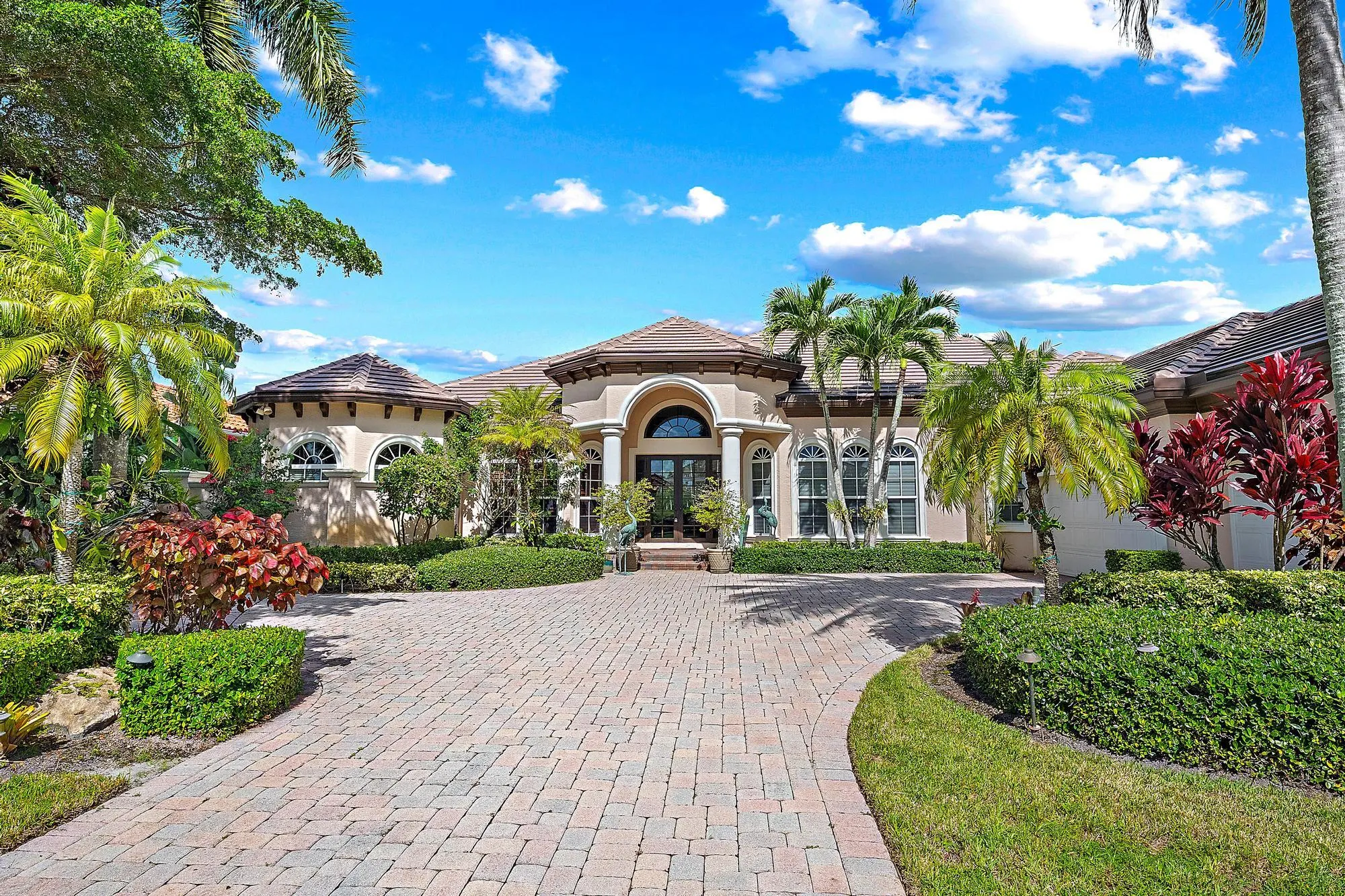 7517 Hawks Landing Drive