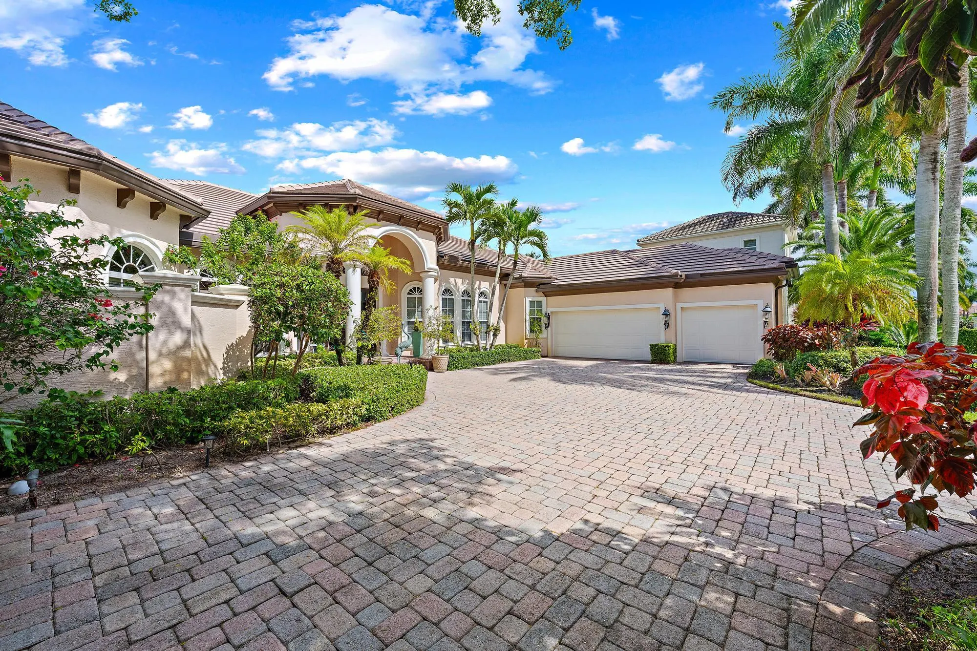 7517 Hawks Landing Drive