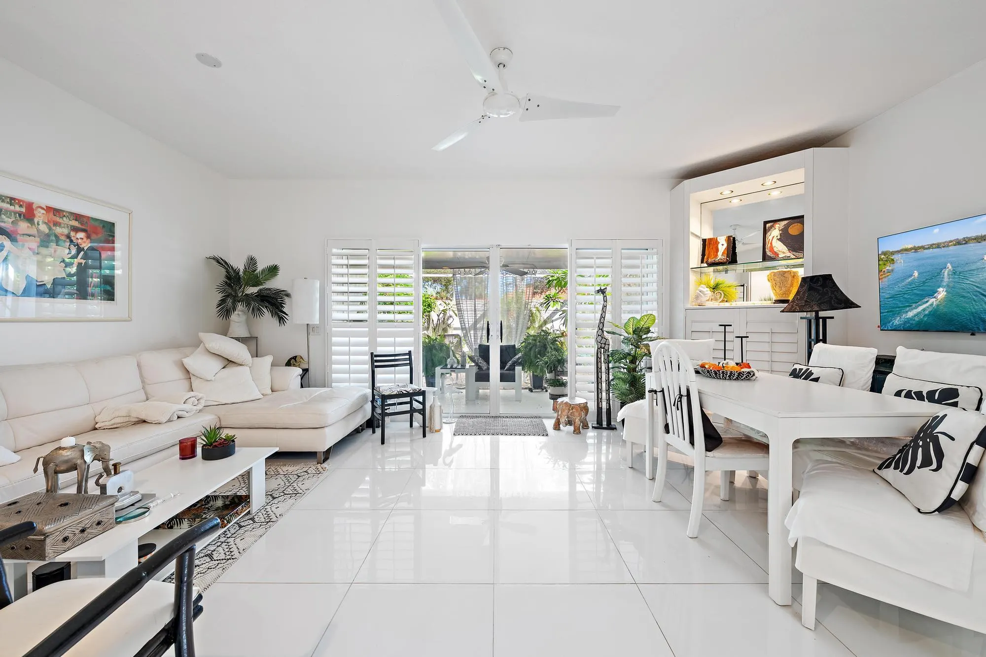 79 TALL OAKS Circle