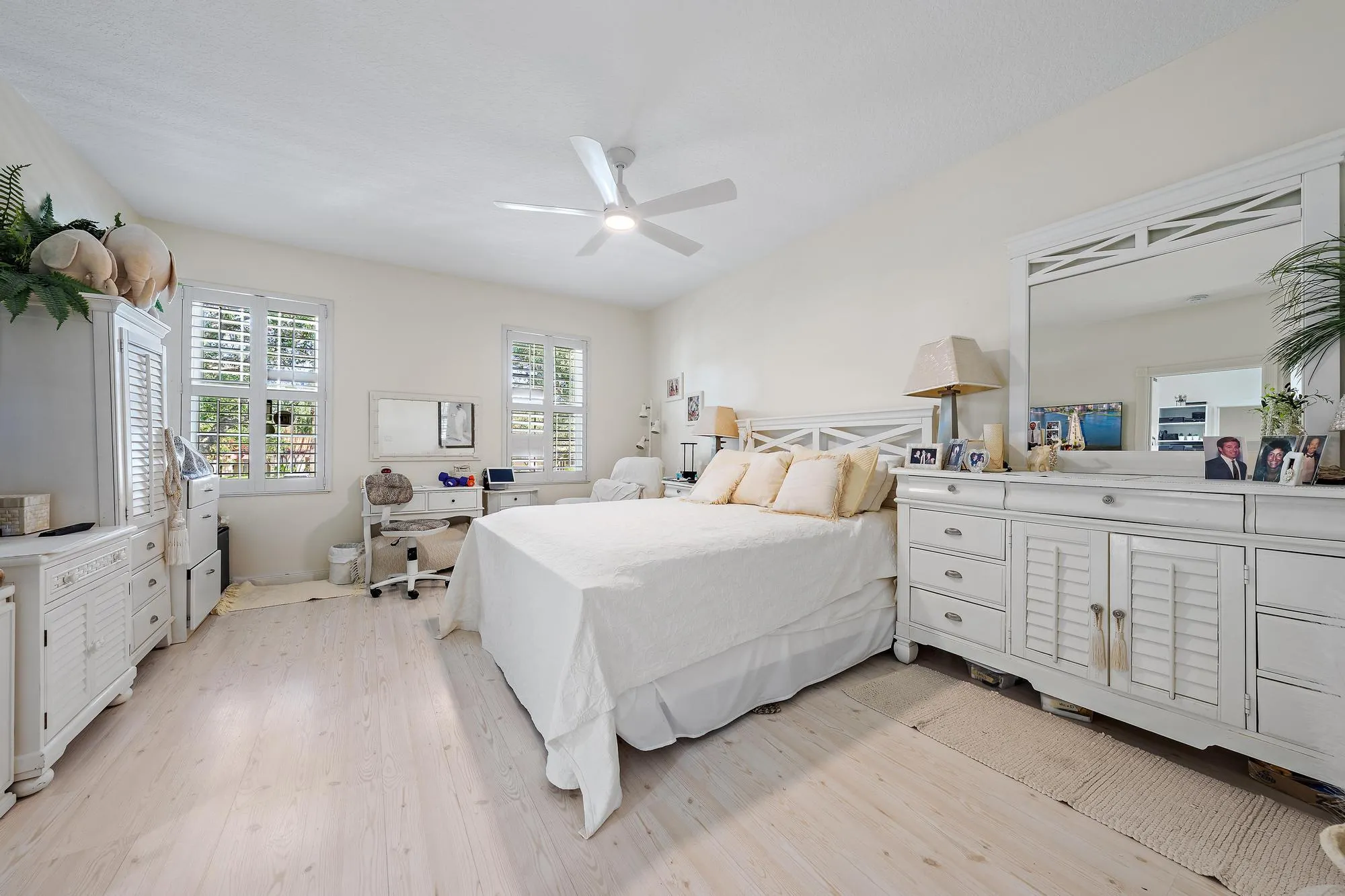 79 TALL OAKS Circle