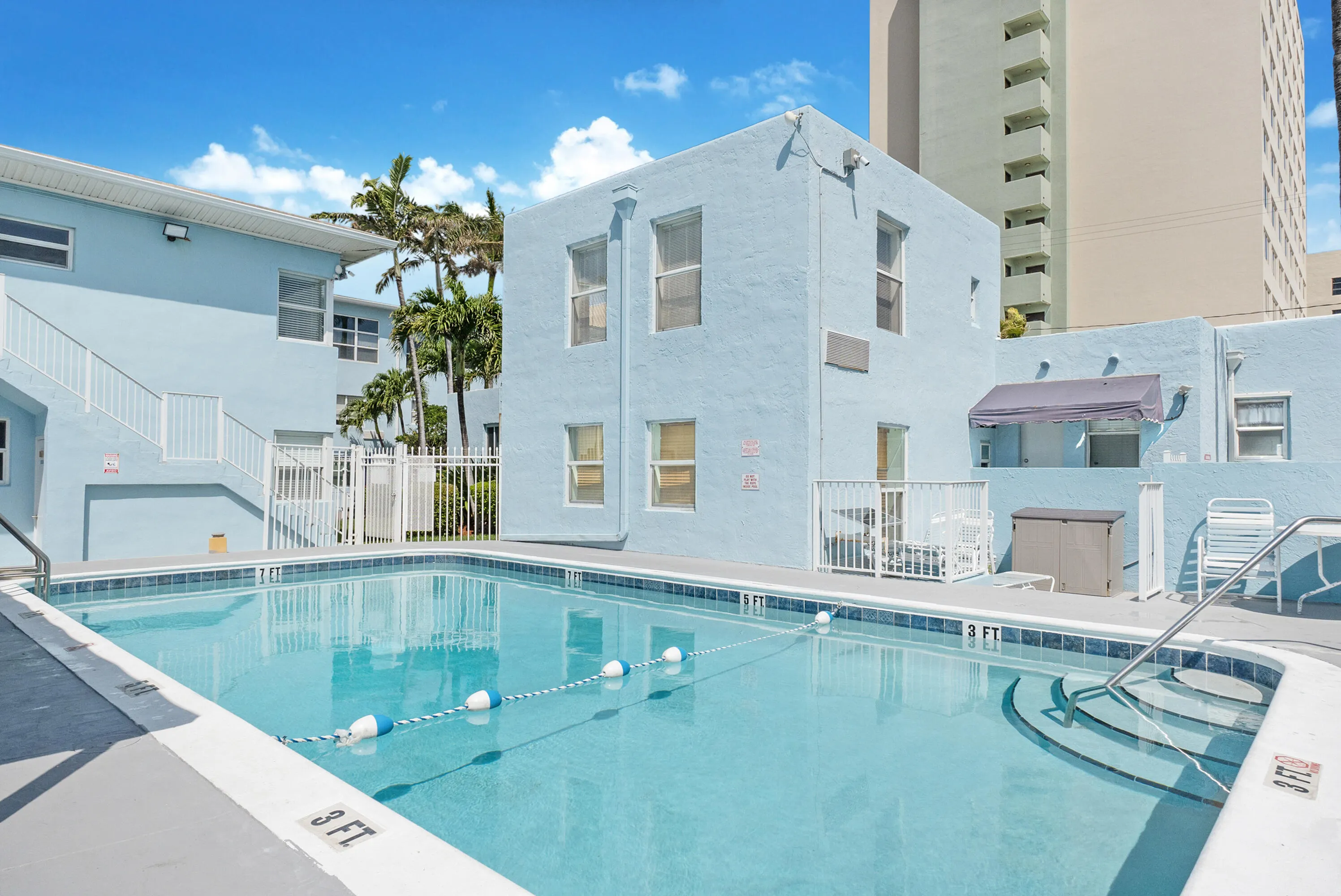 315 VAN BUREN Street #205B