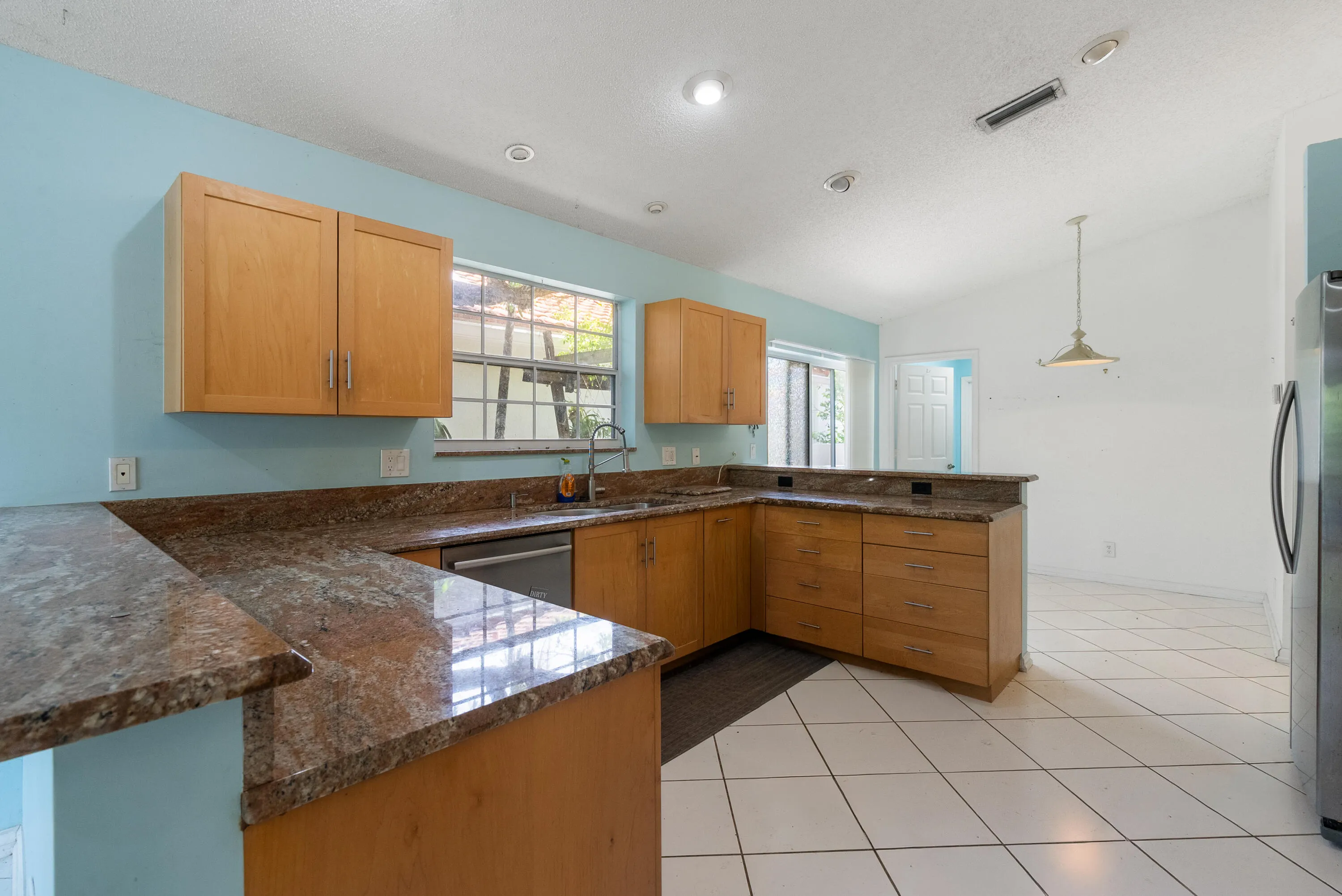 5229 BODEGA Place