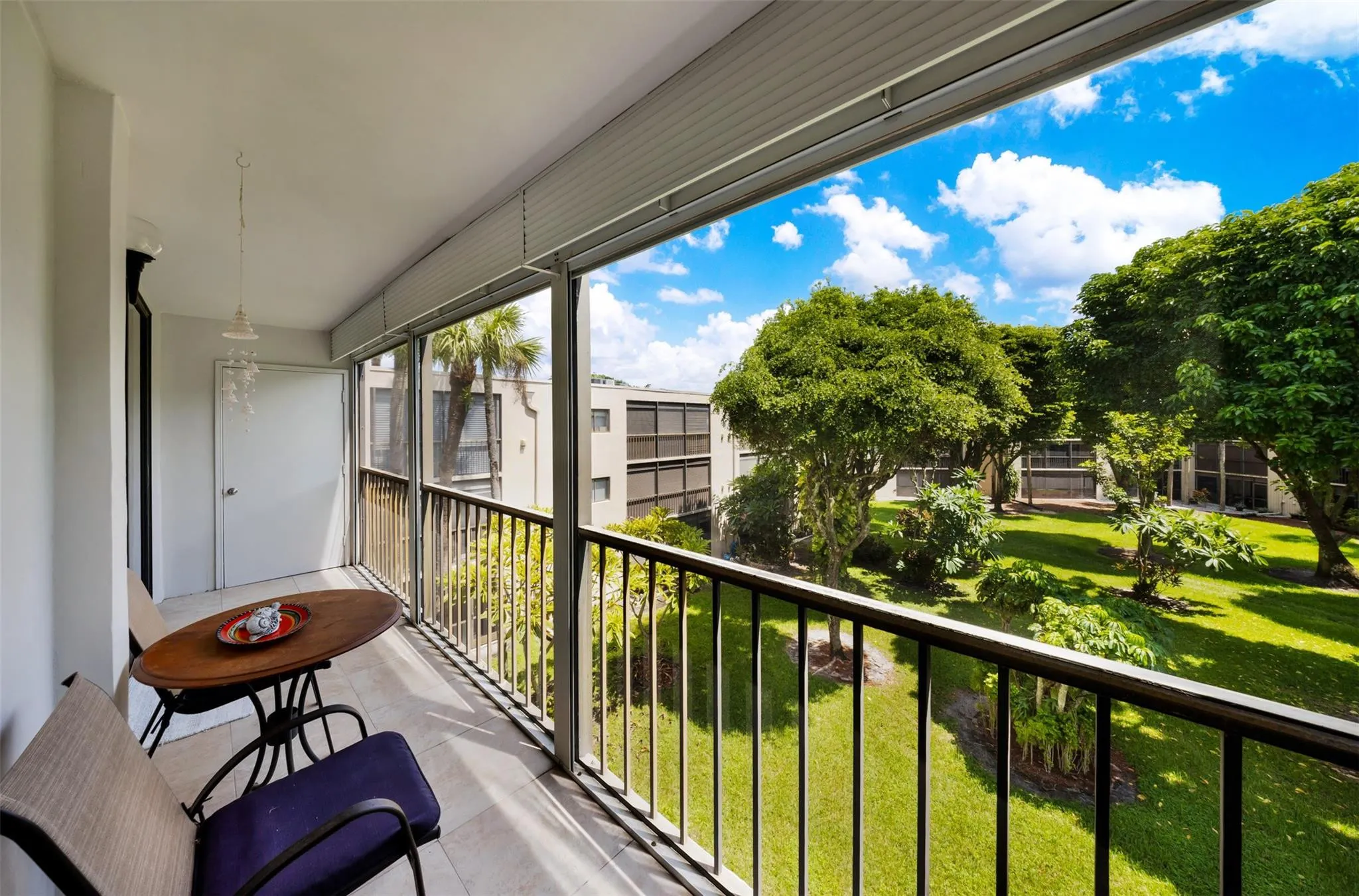 5250 LAS VERDES Circle #317