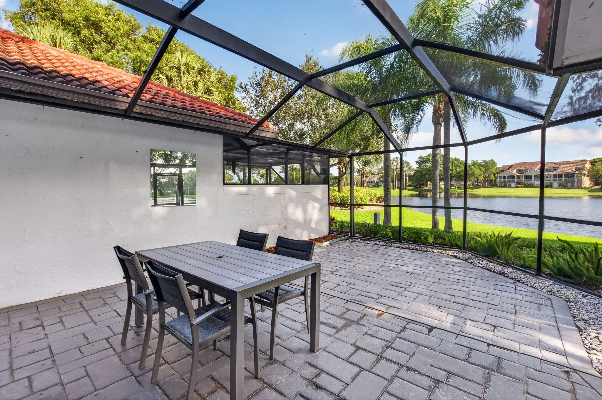 2011 NW 53RD Street