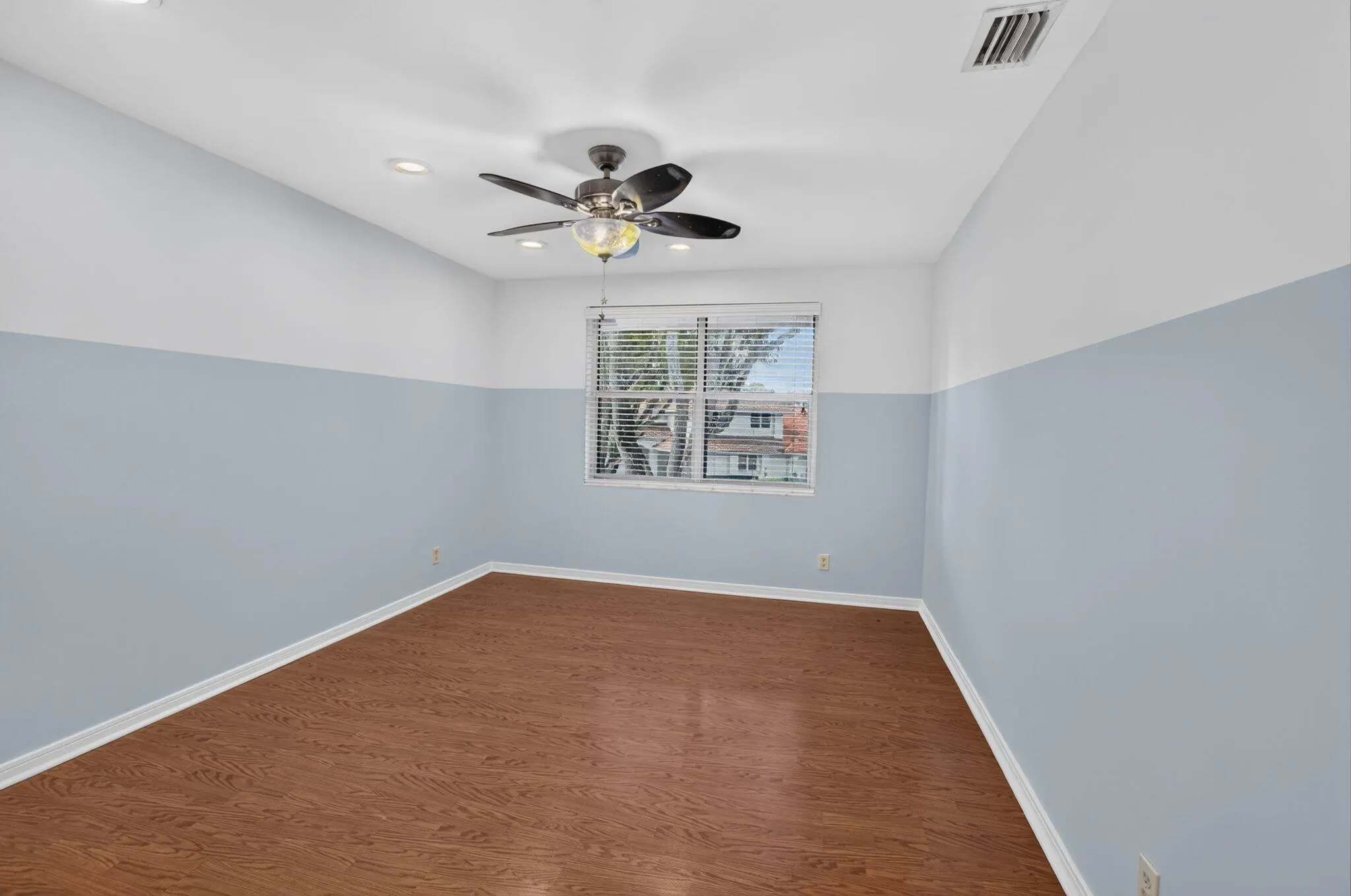 2011 NW 53RD Street