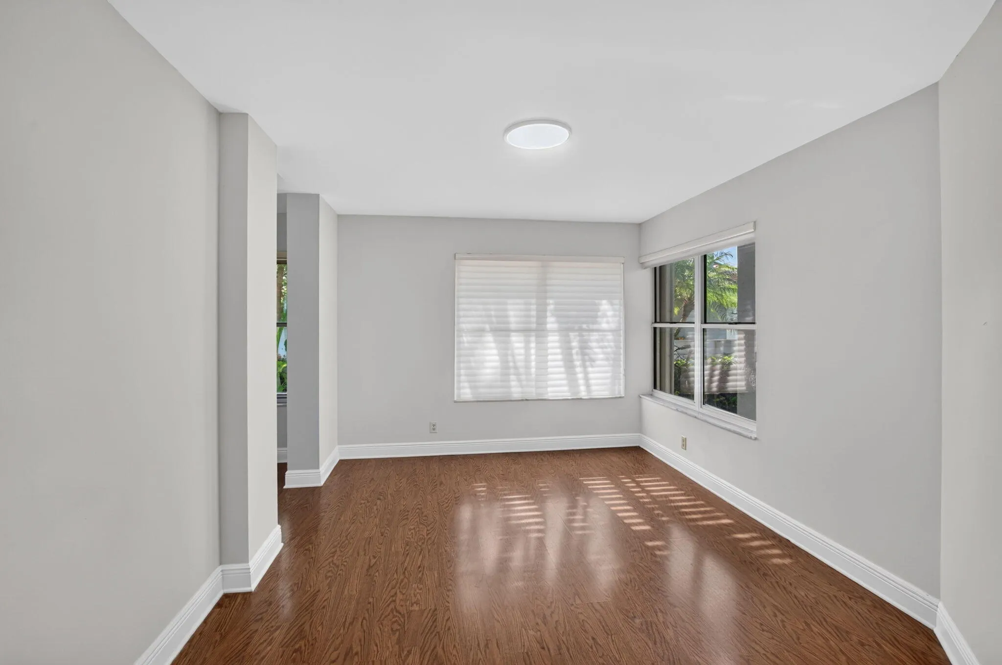 2011 NW 53RD Street