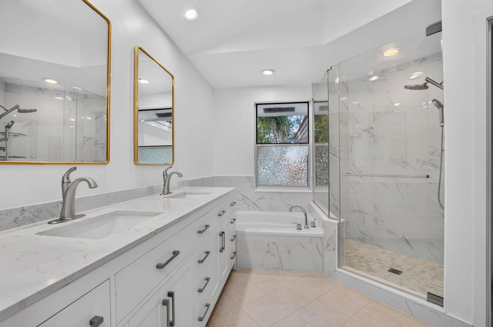 2011 NW 53RD Street