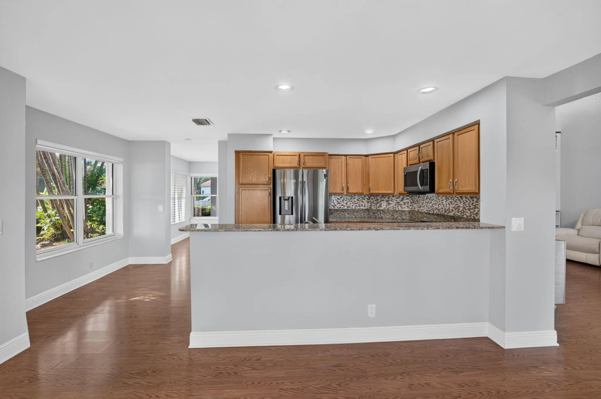 2011 NW 53RD Street