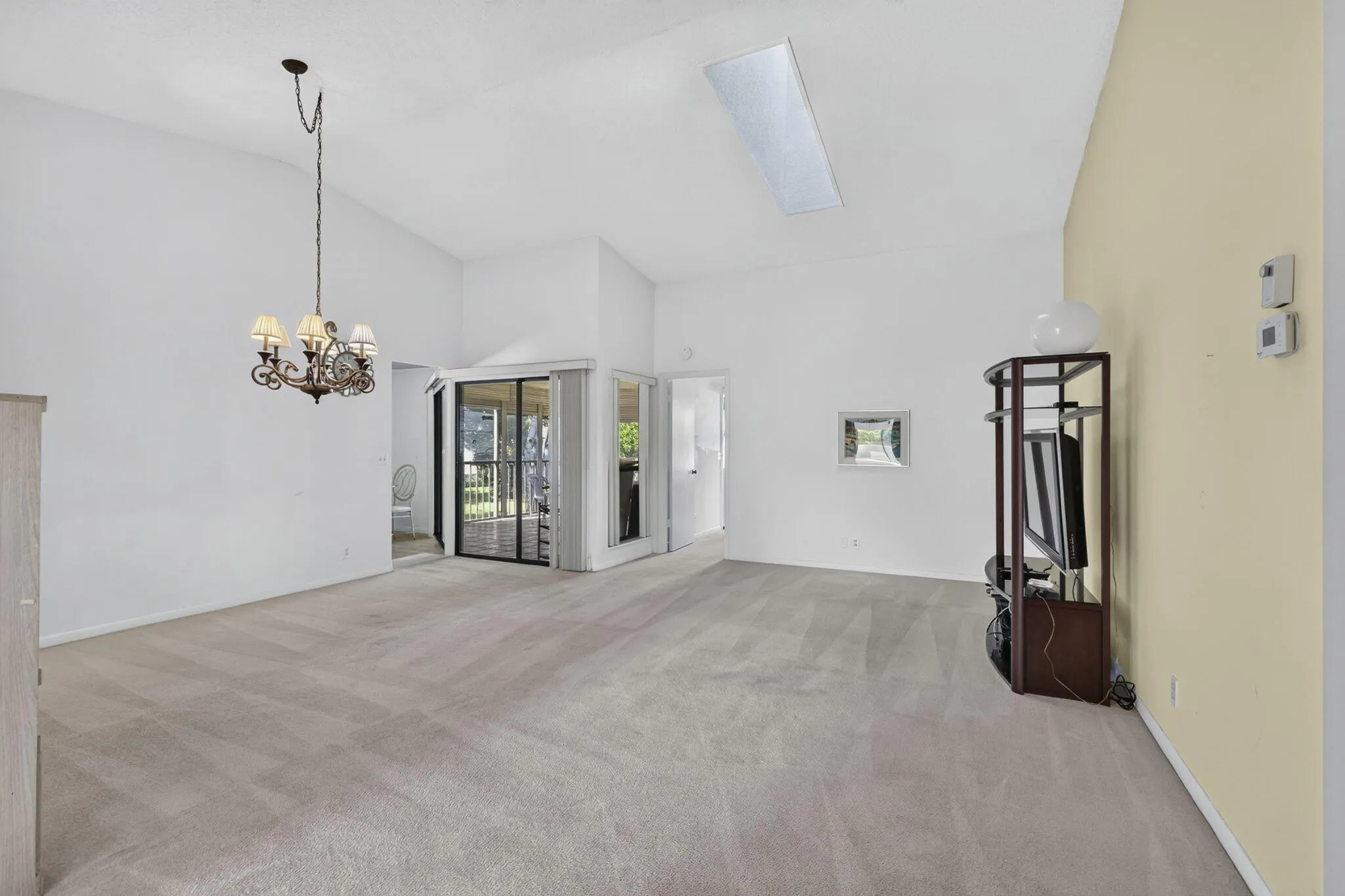 3326 Perimeter Drive