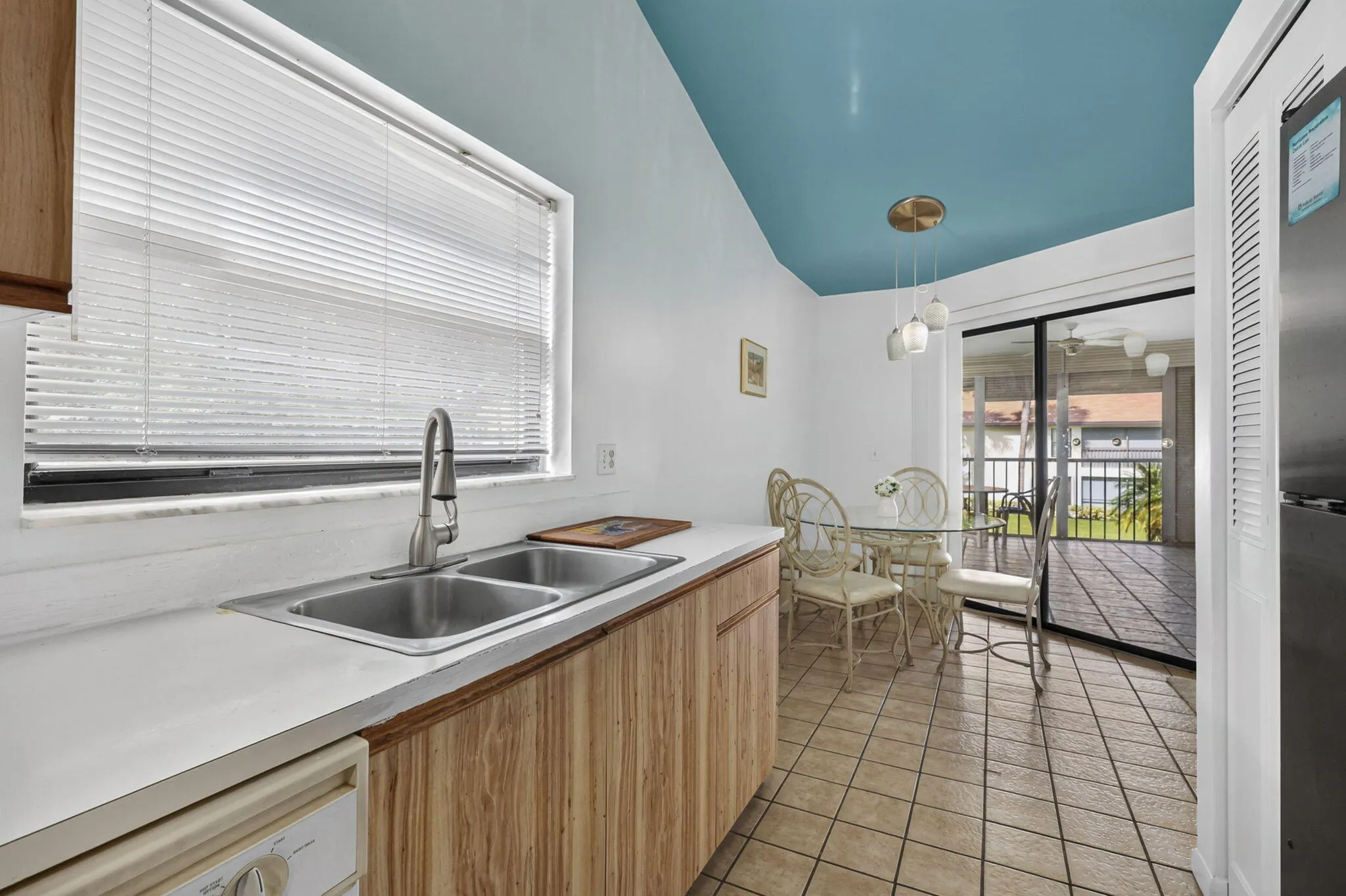 3326 Perimeter Drive