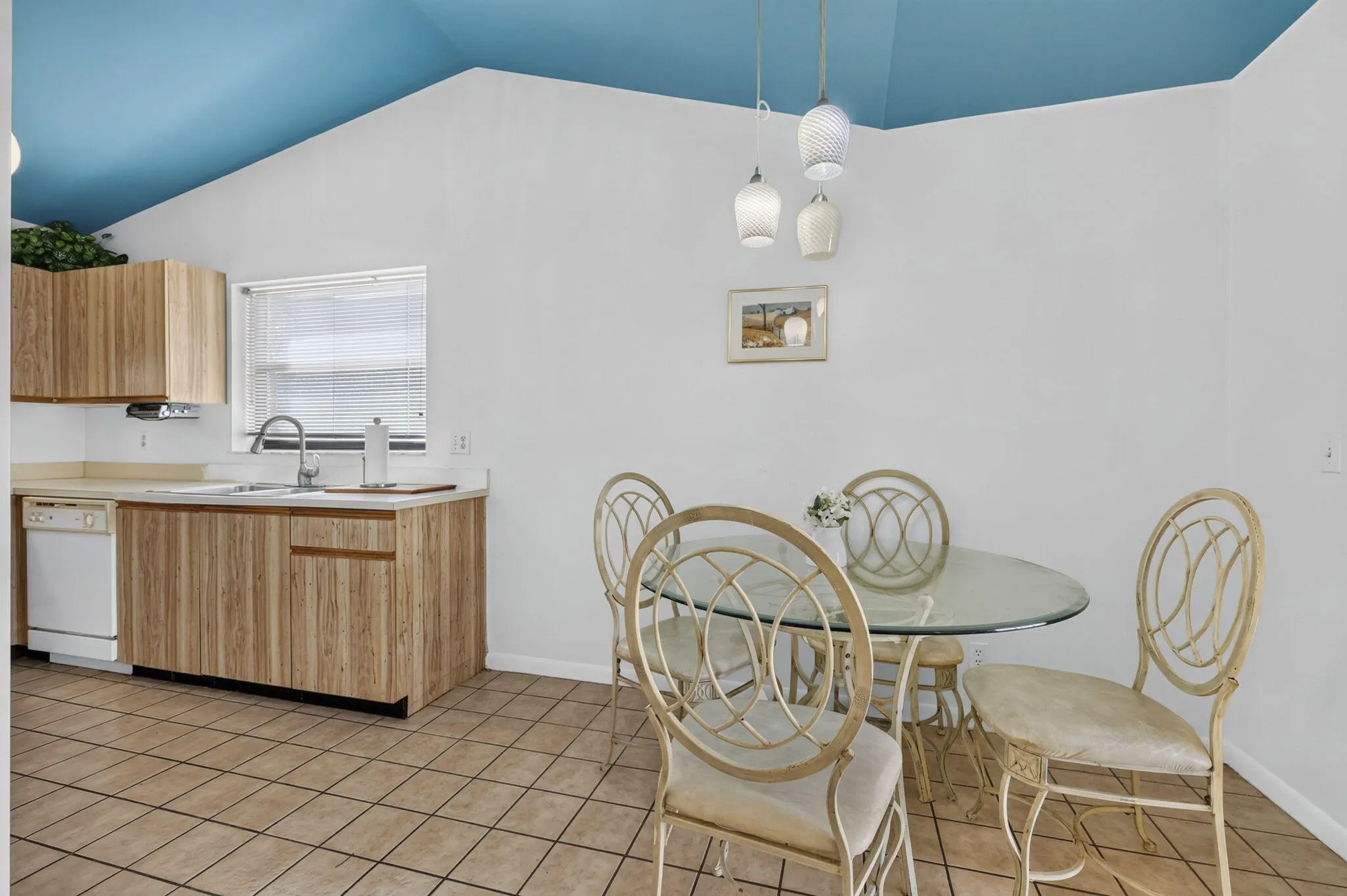 3326 Perimeter Drive