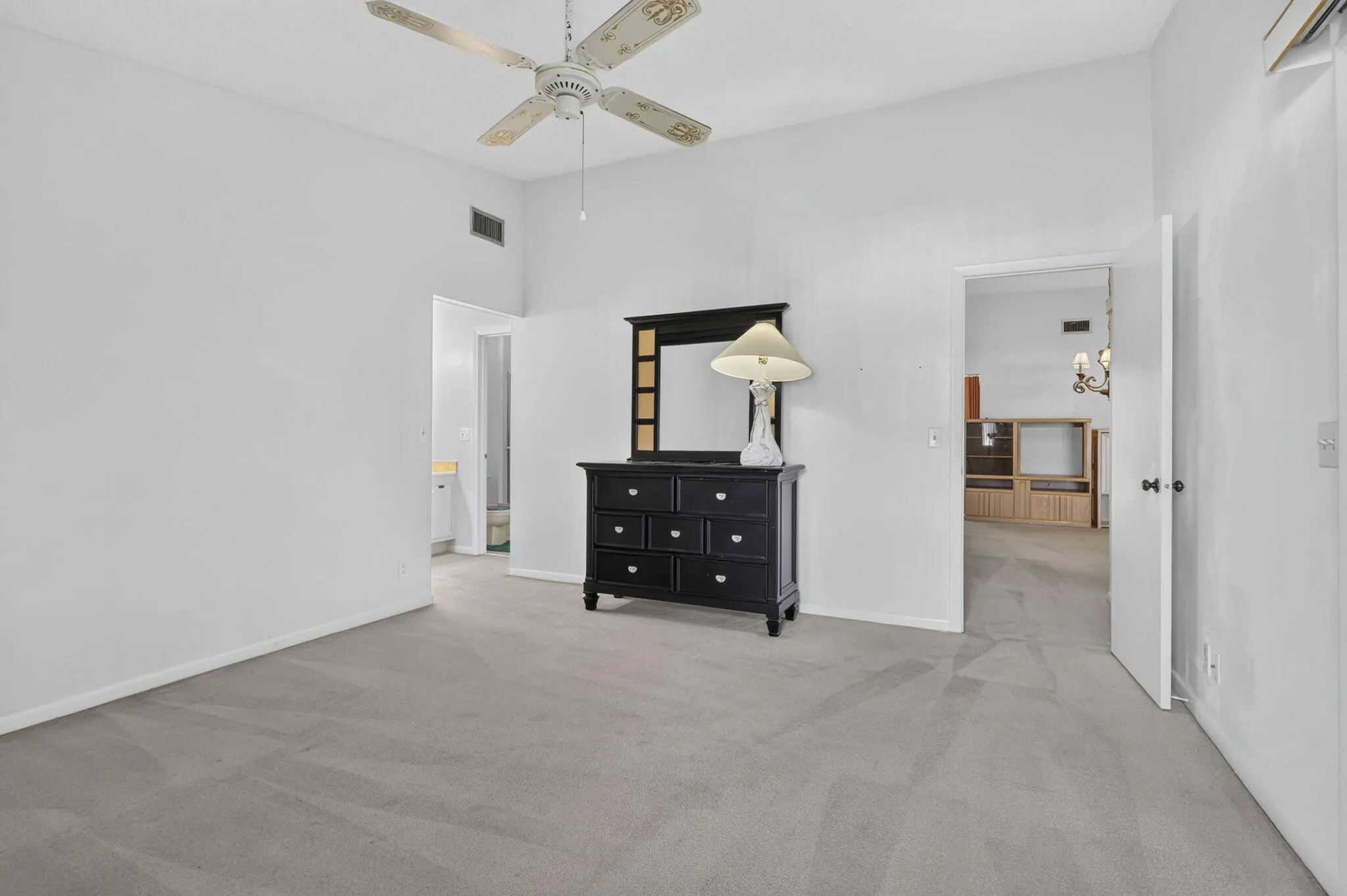 3326 Perimeter Drive