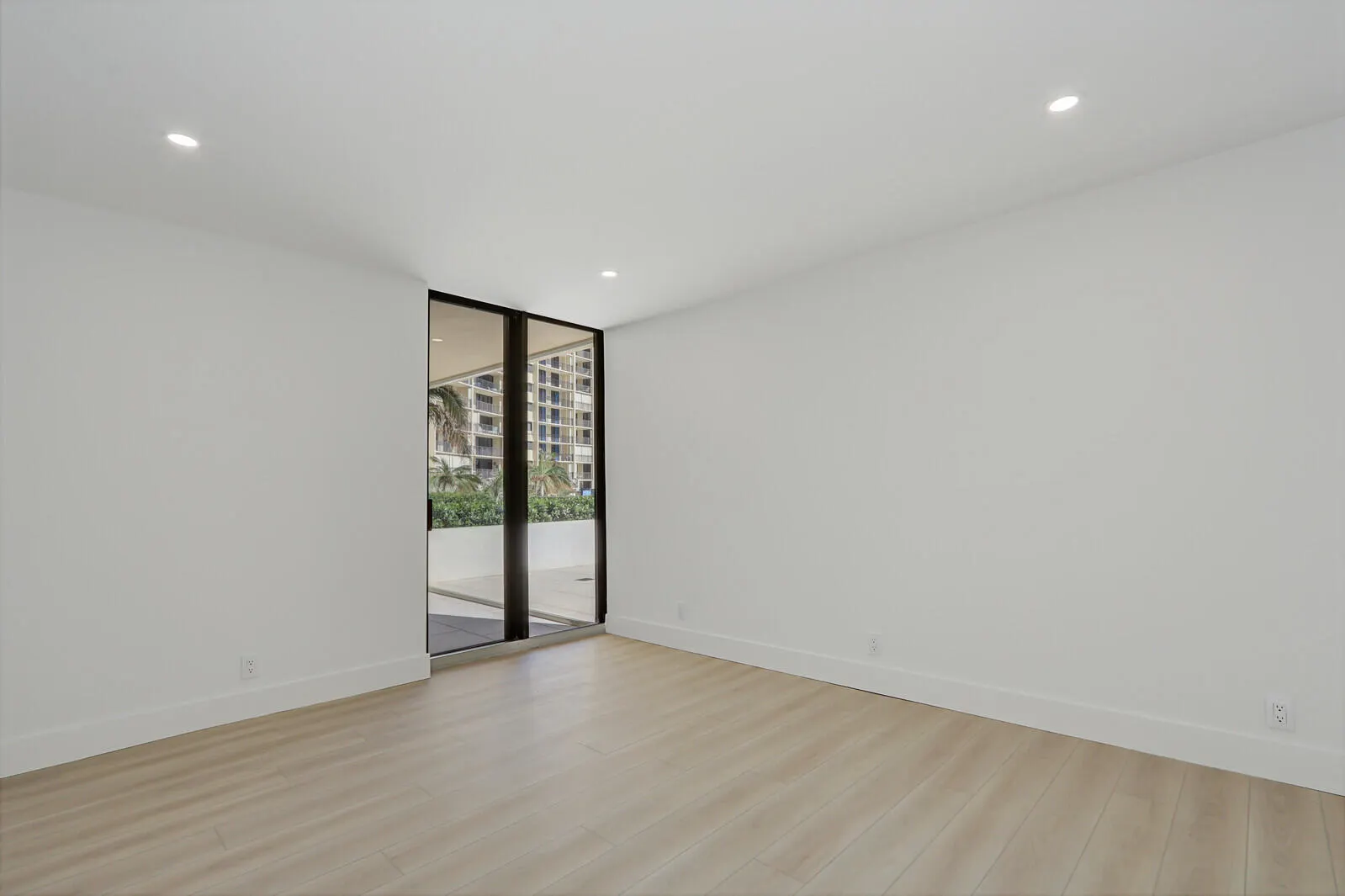 200 OCEAN TRAIL Way #T1
