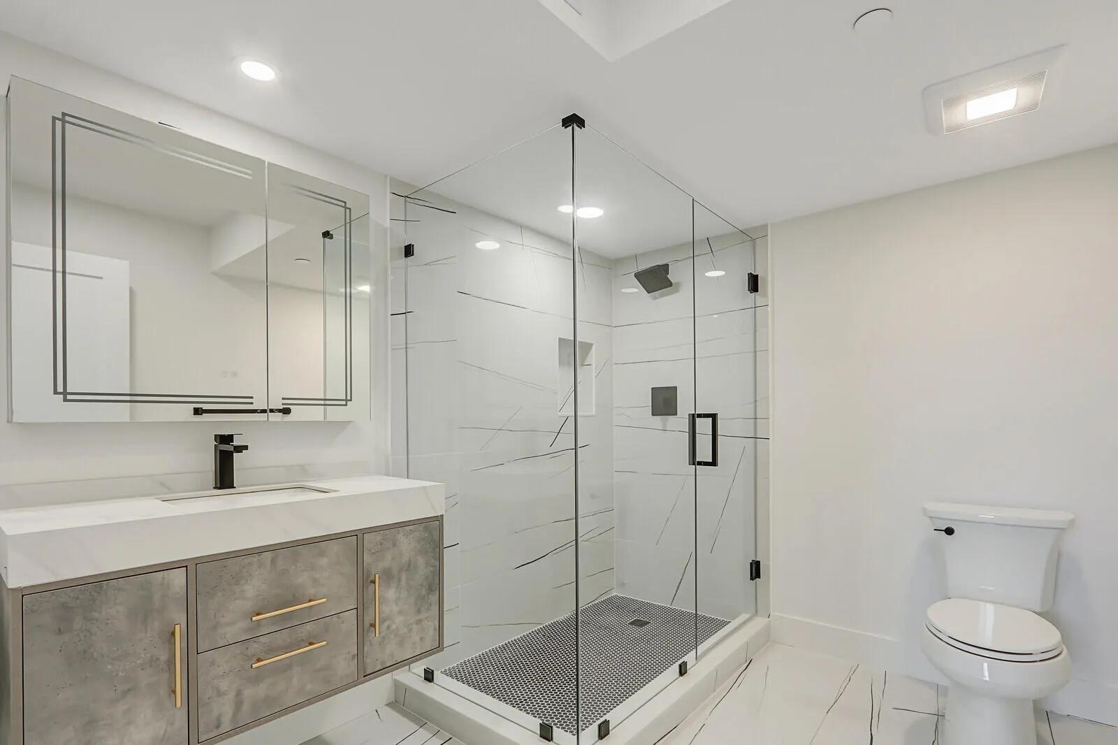 200 OCEAN TRAIL Way #T1