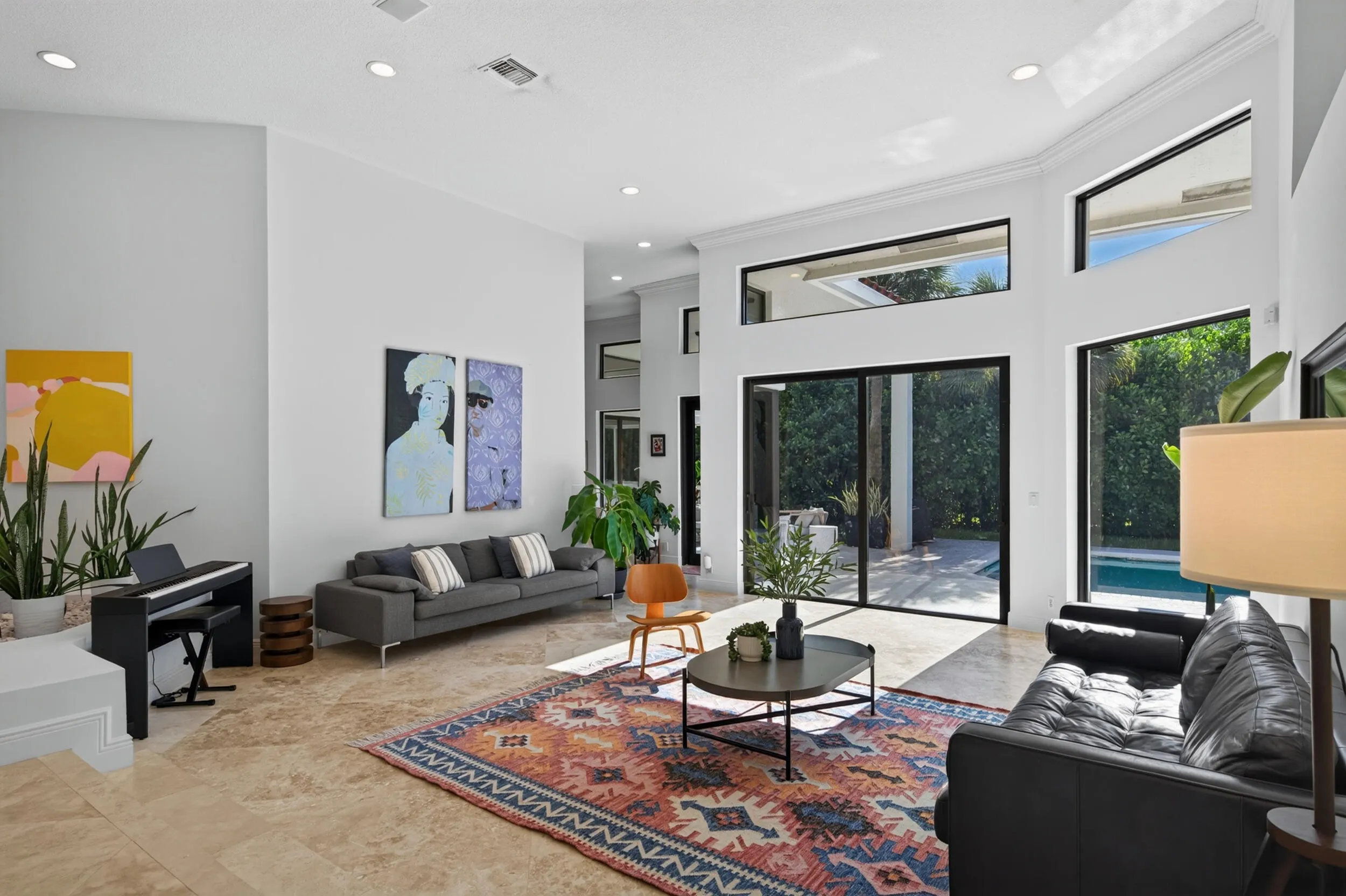 332 Palm Boulevard