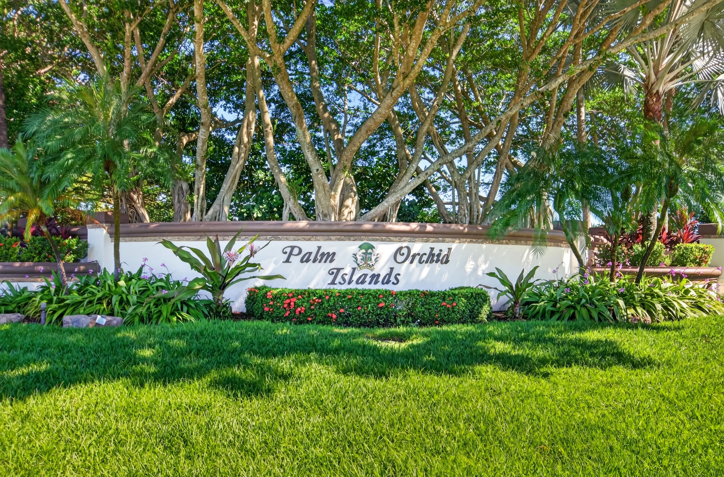 332 Palm Boulevard