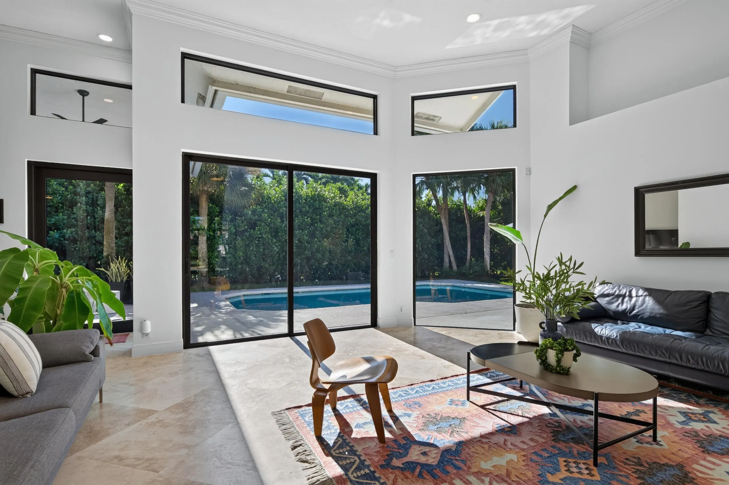 332 Palm Boulevard