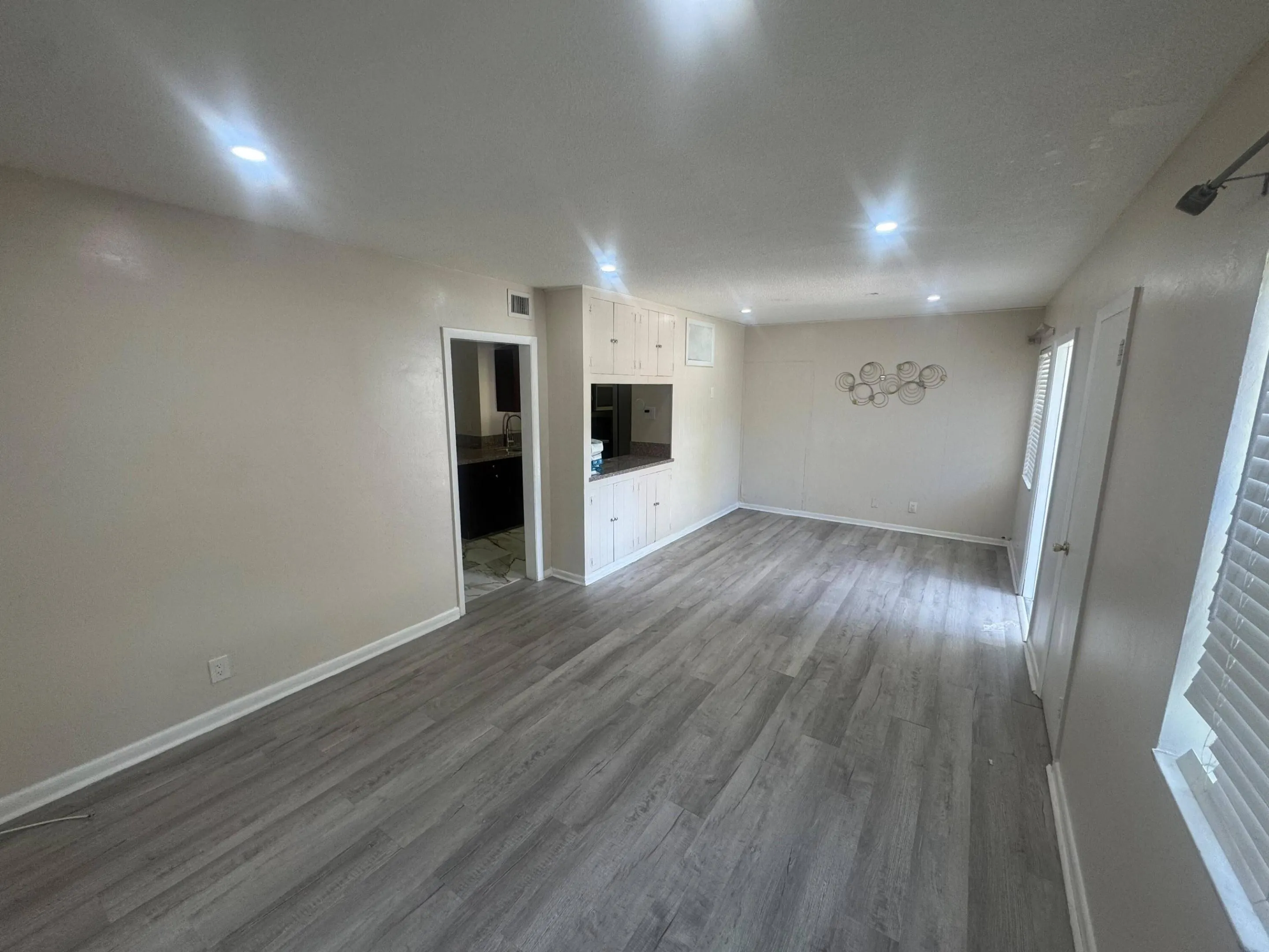 1106 NW 14TH Court
