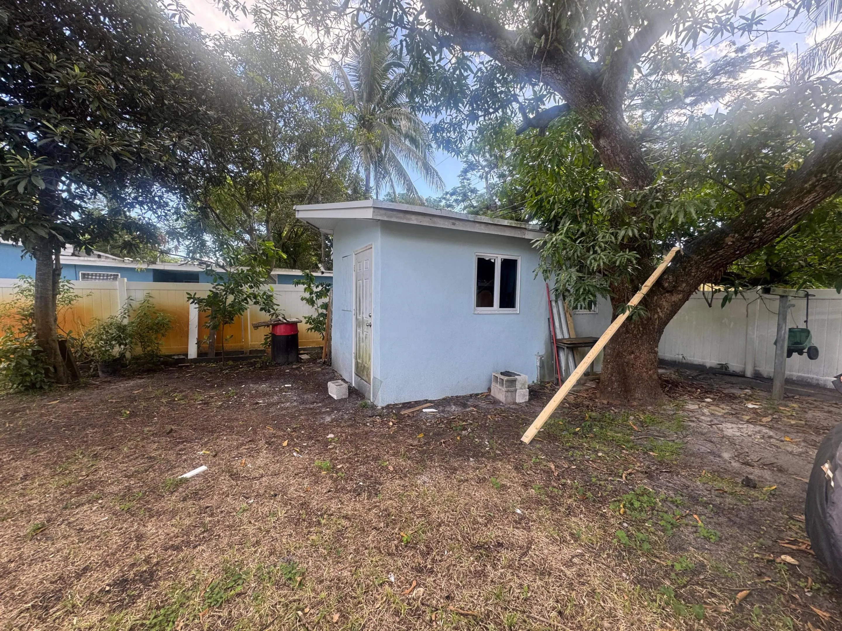 1106 NW 14TH Court
