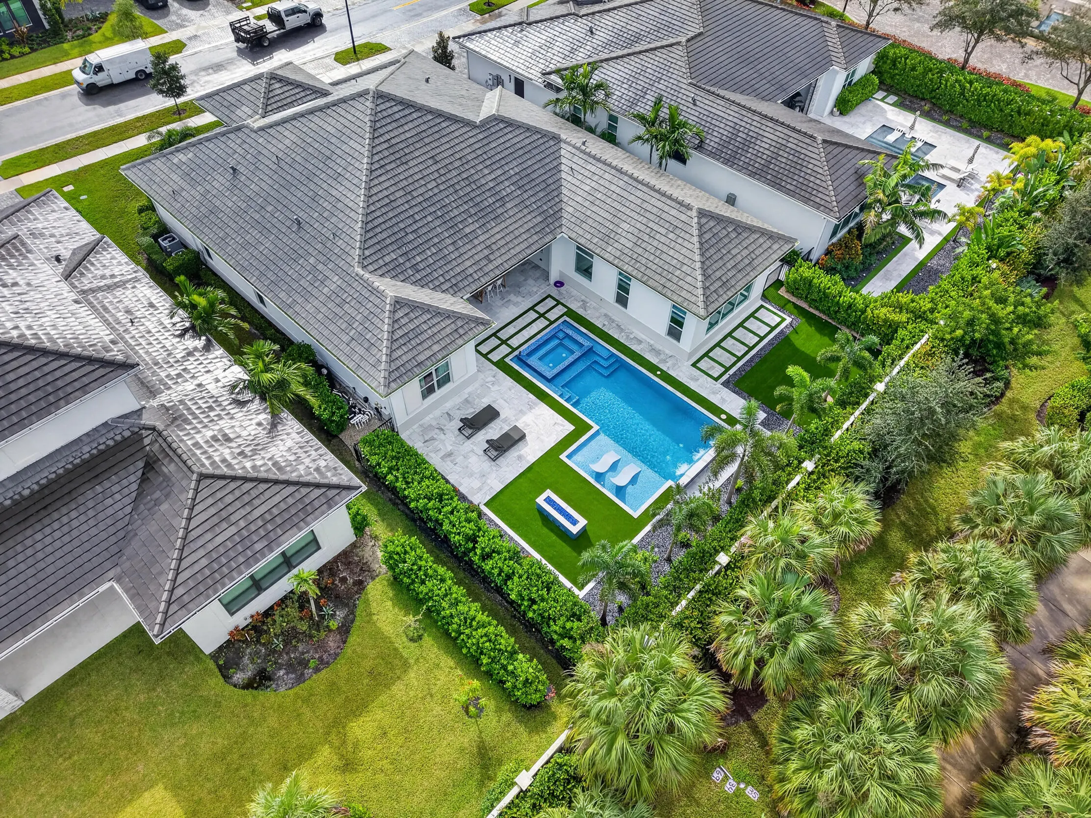 9372 Coral Isles Circle