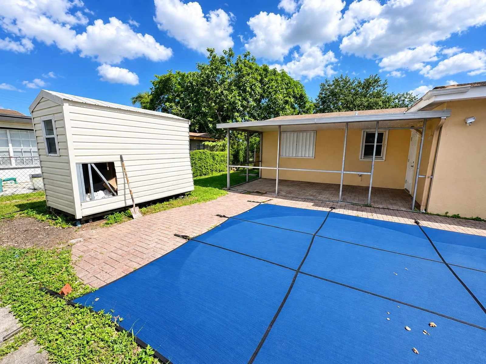 181 SW 77TH Terrace