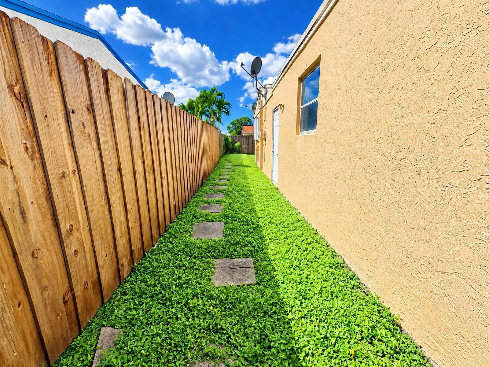 181 SW 77TH Terrace