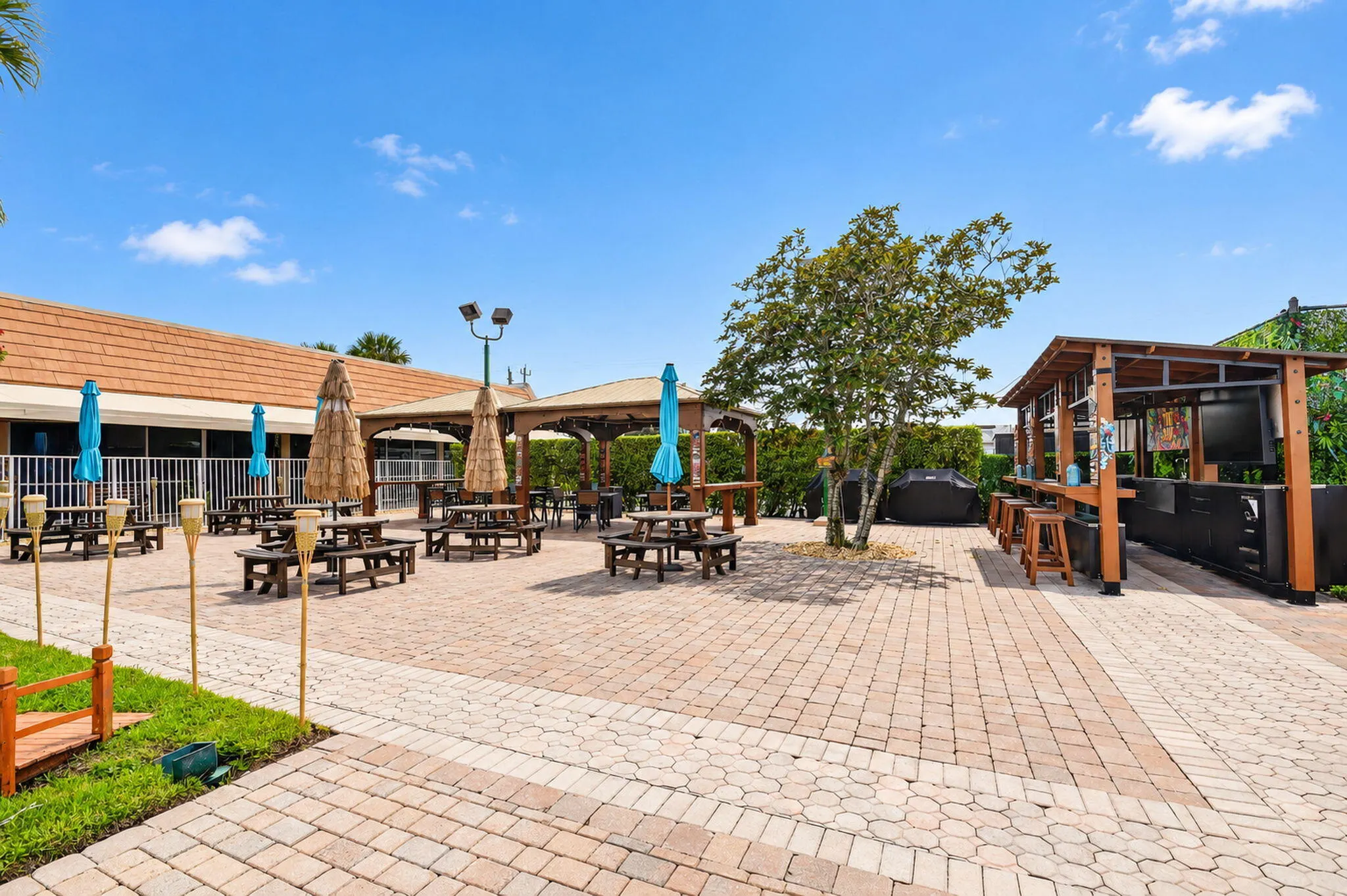 150 LAKE MERYL Drive #244
