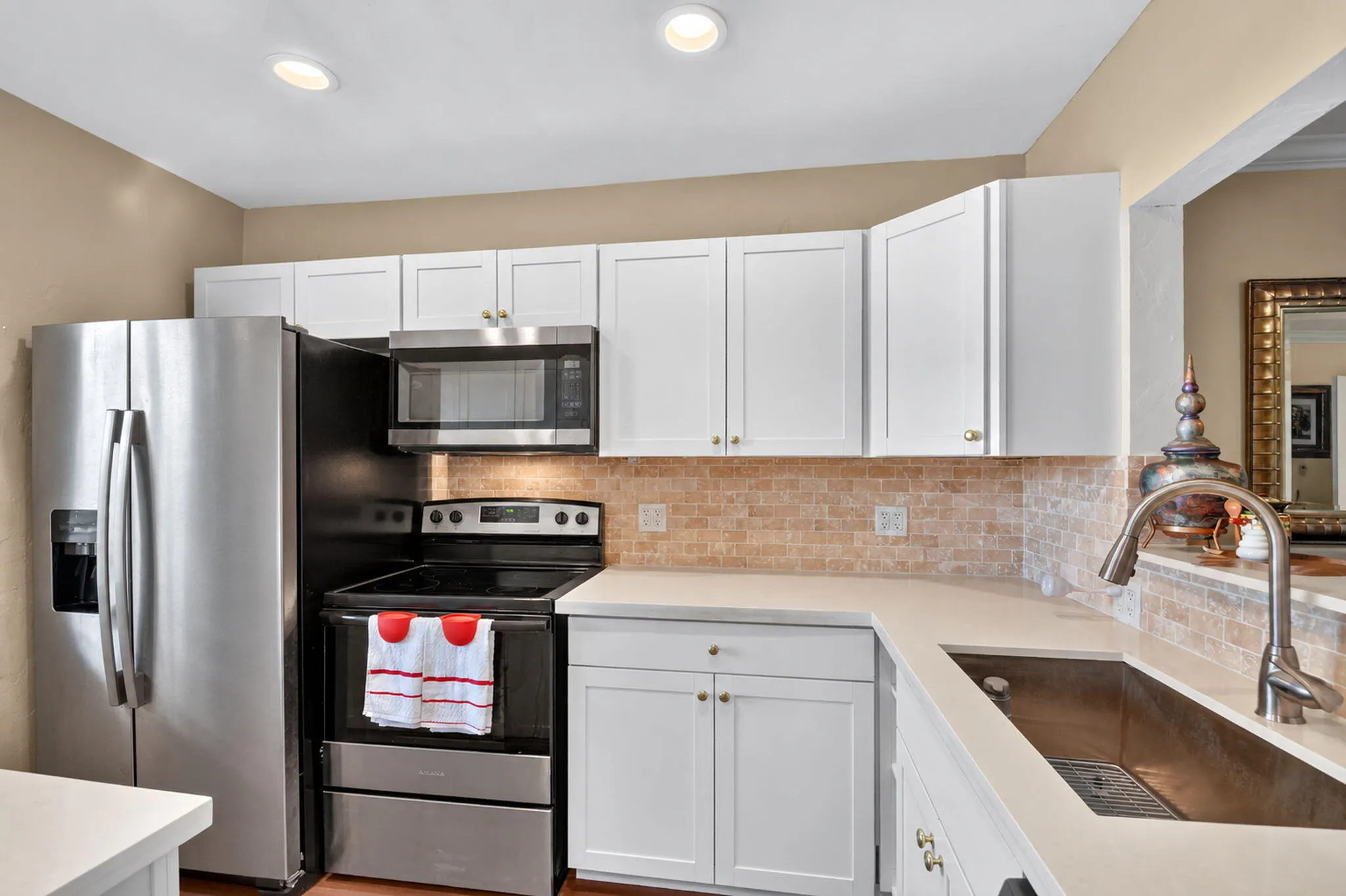 150 LAKE MERYL Drive #244