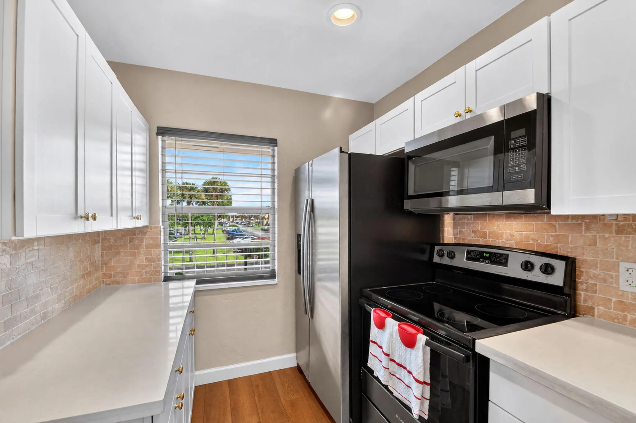 150 LAKE MERYL Drive #244