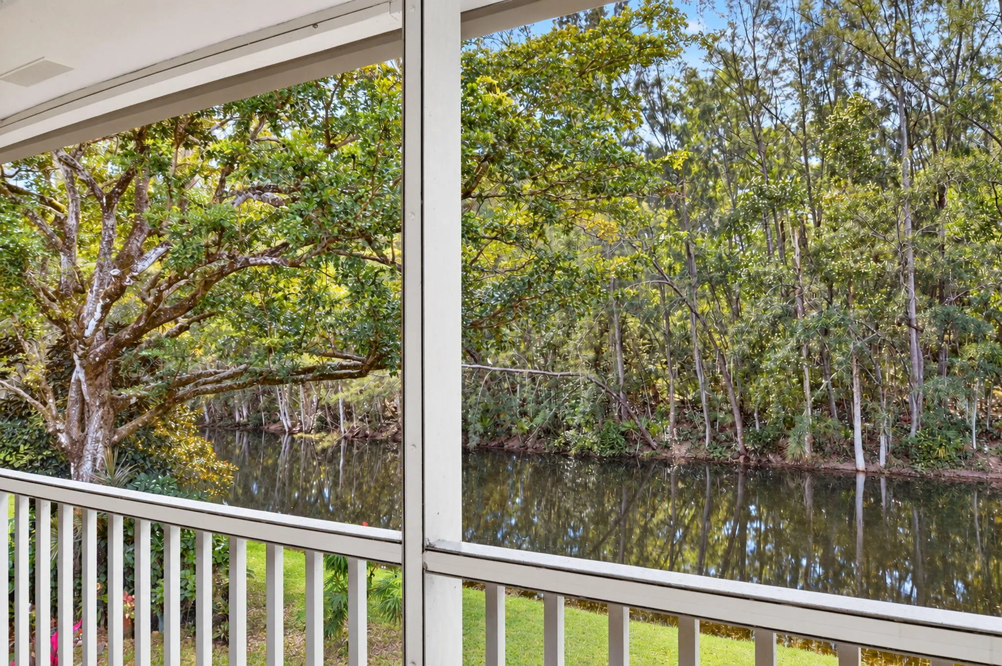 150 LAKE MERYL Drive #244