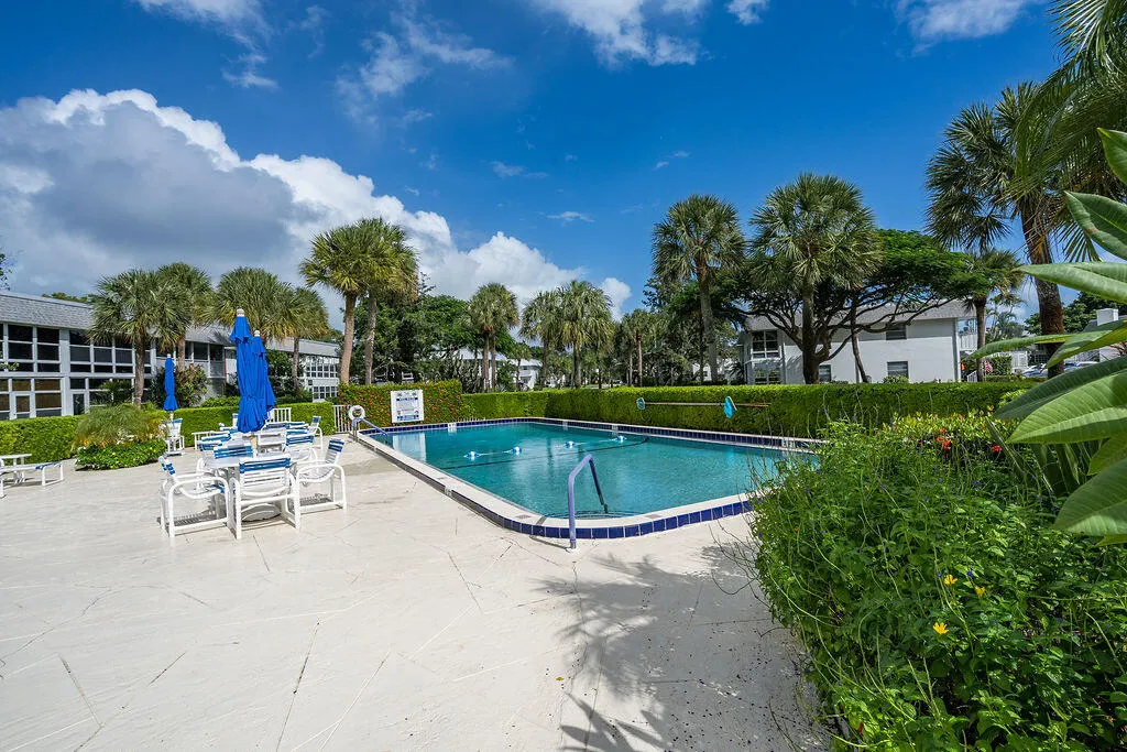 2929 SE OCEAN Boulevard #121-6