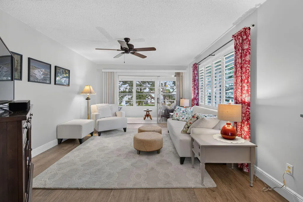 2929 SE OCEAN Boulevard #121-6
