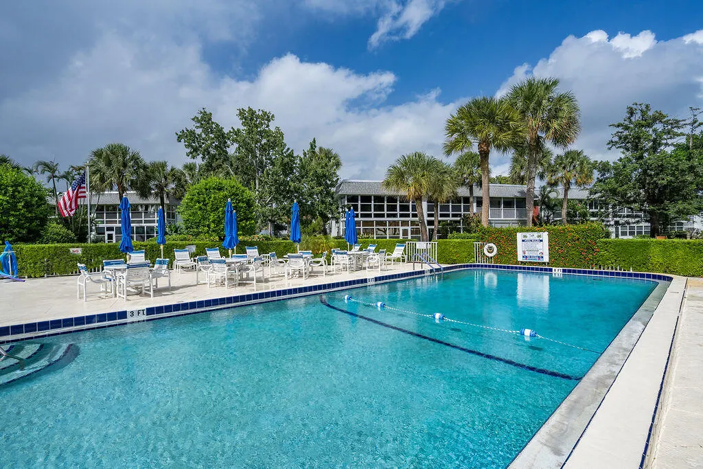 2929 SE OCEAN Boulevard #121-6